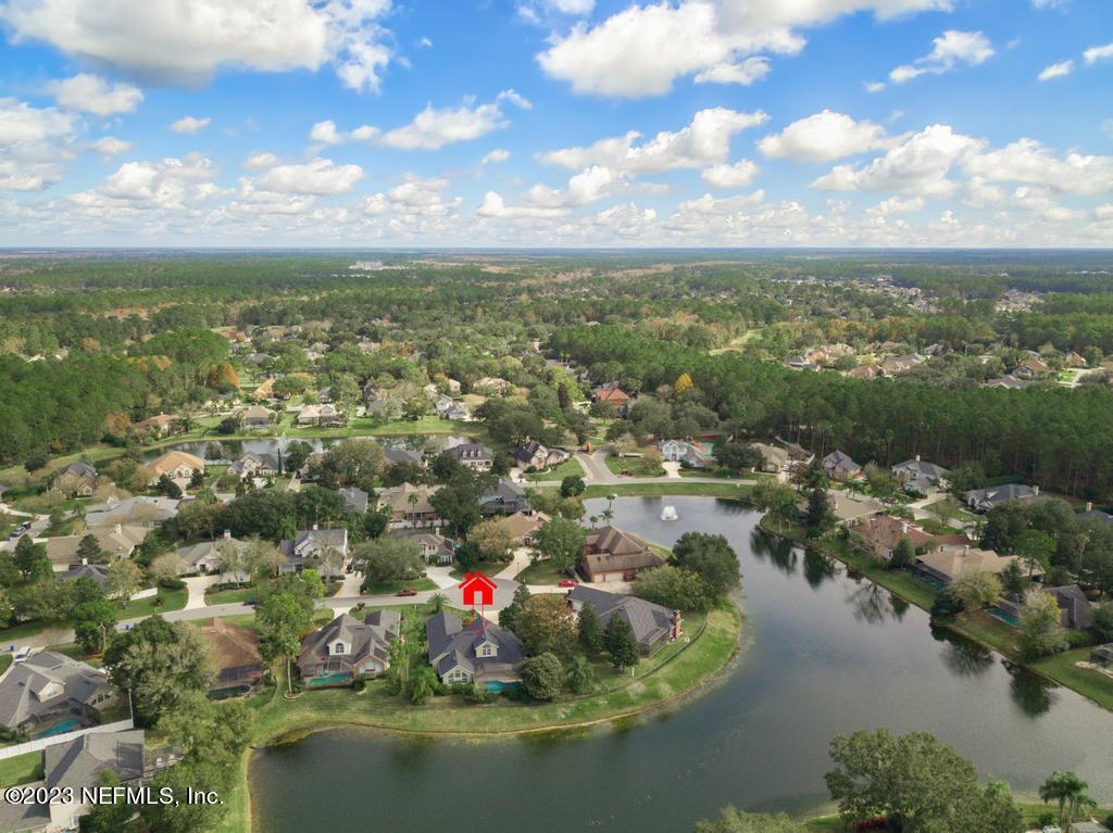 1315 SPARKLEBERRY Court, St. Johns