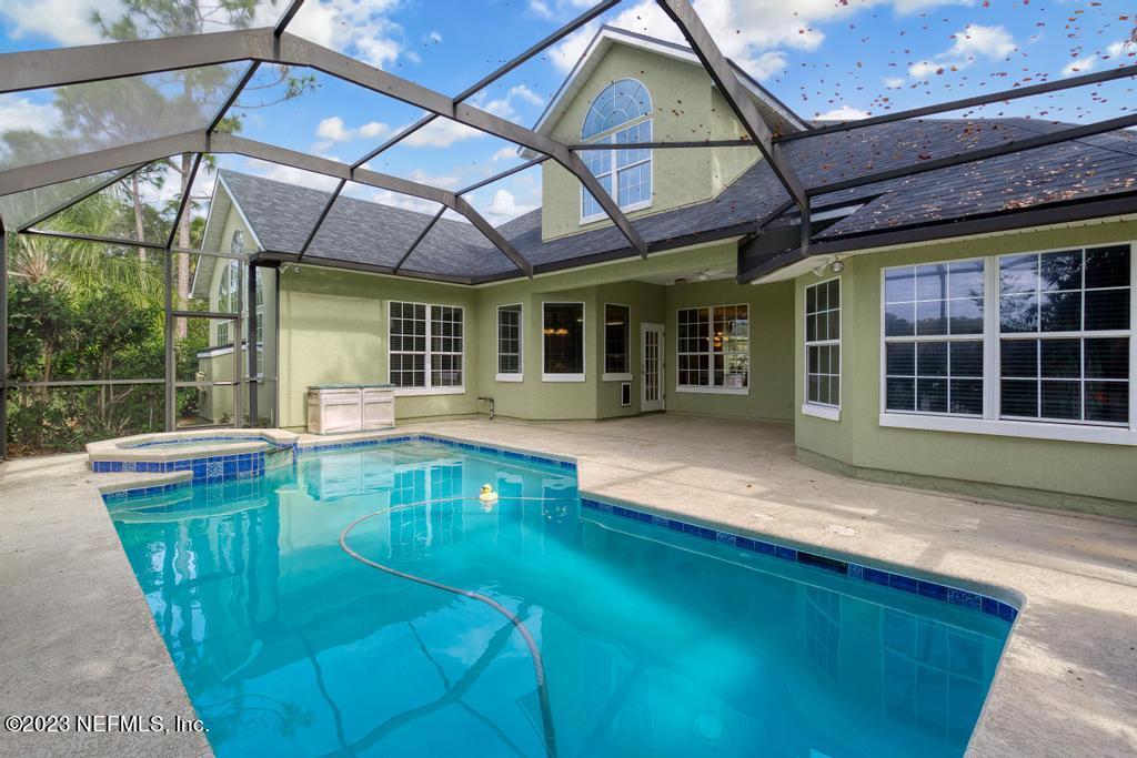 1315 SPARKLEBERRY Court, St. Johns