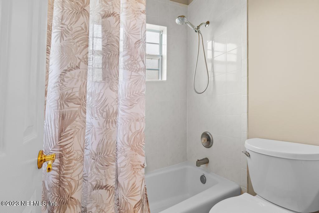 1315 SPARKLEBERRY Court, St. Johns