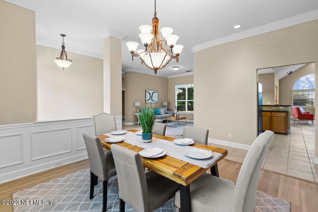 1315 SPARKLEBERRY Court, St. Johns