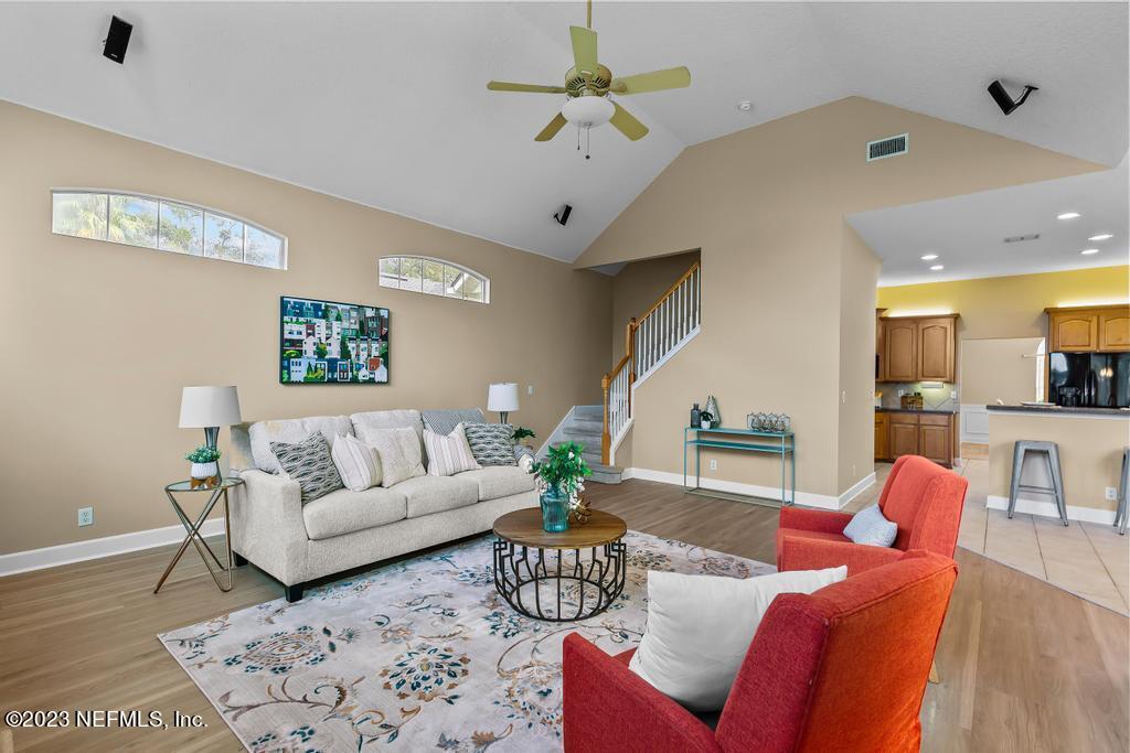 1315 SPARKLEBERRY Court, St. Johns