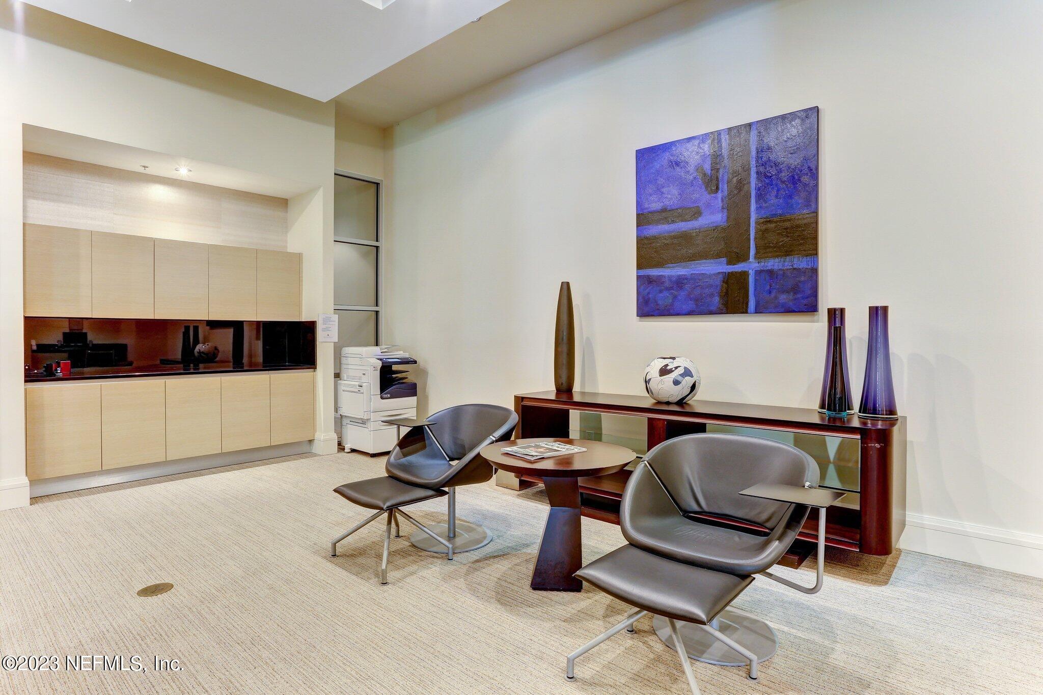1431 RIVERPLACE Boulevard, 3001