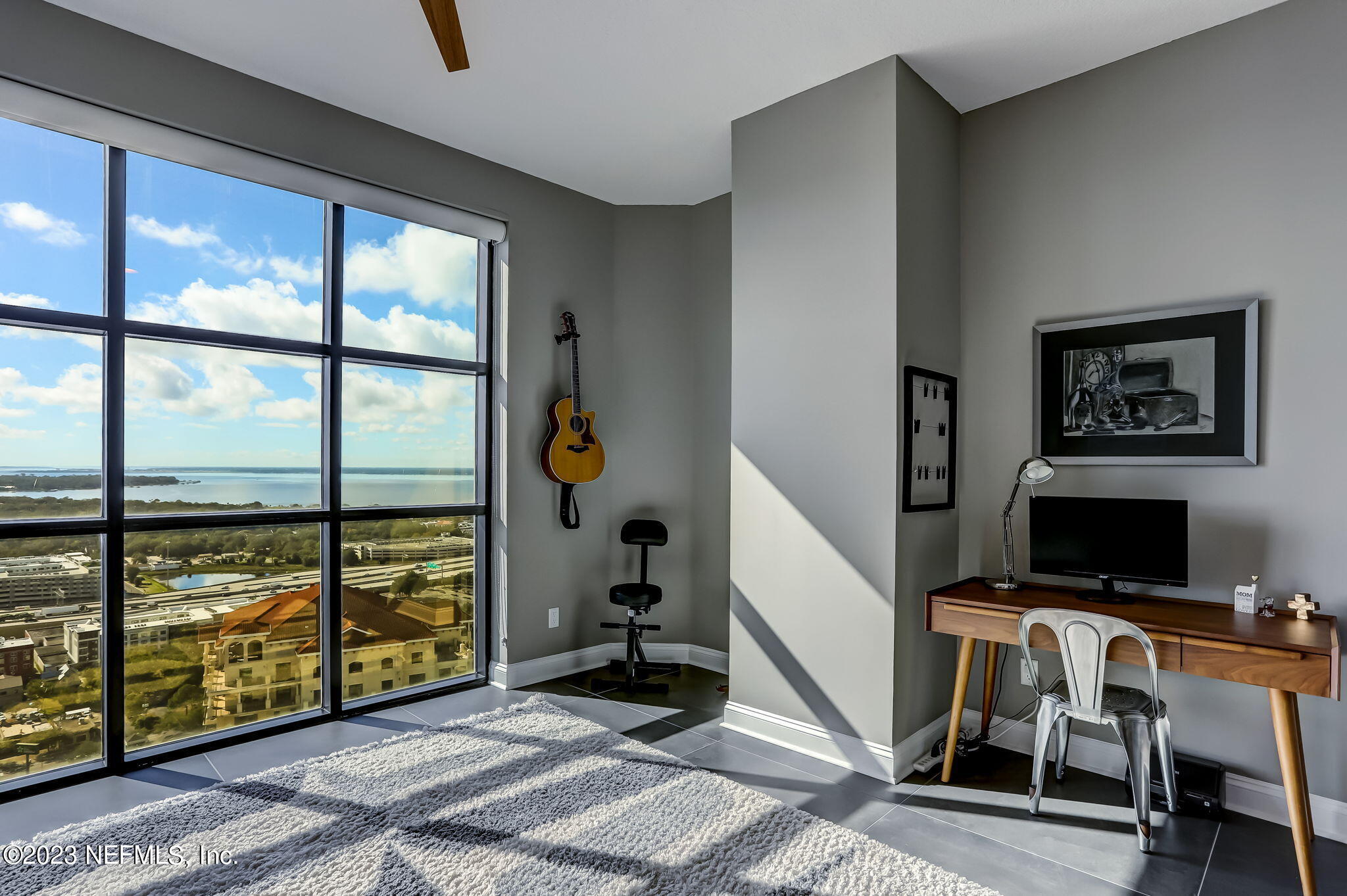 1431 RIVERPLACE Boulevard, 3001
