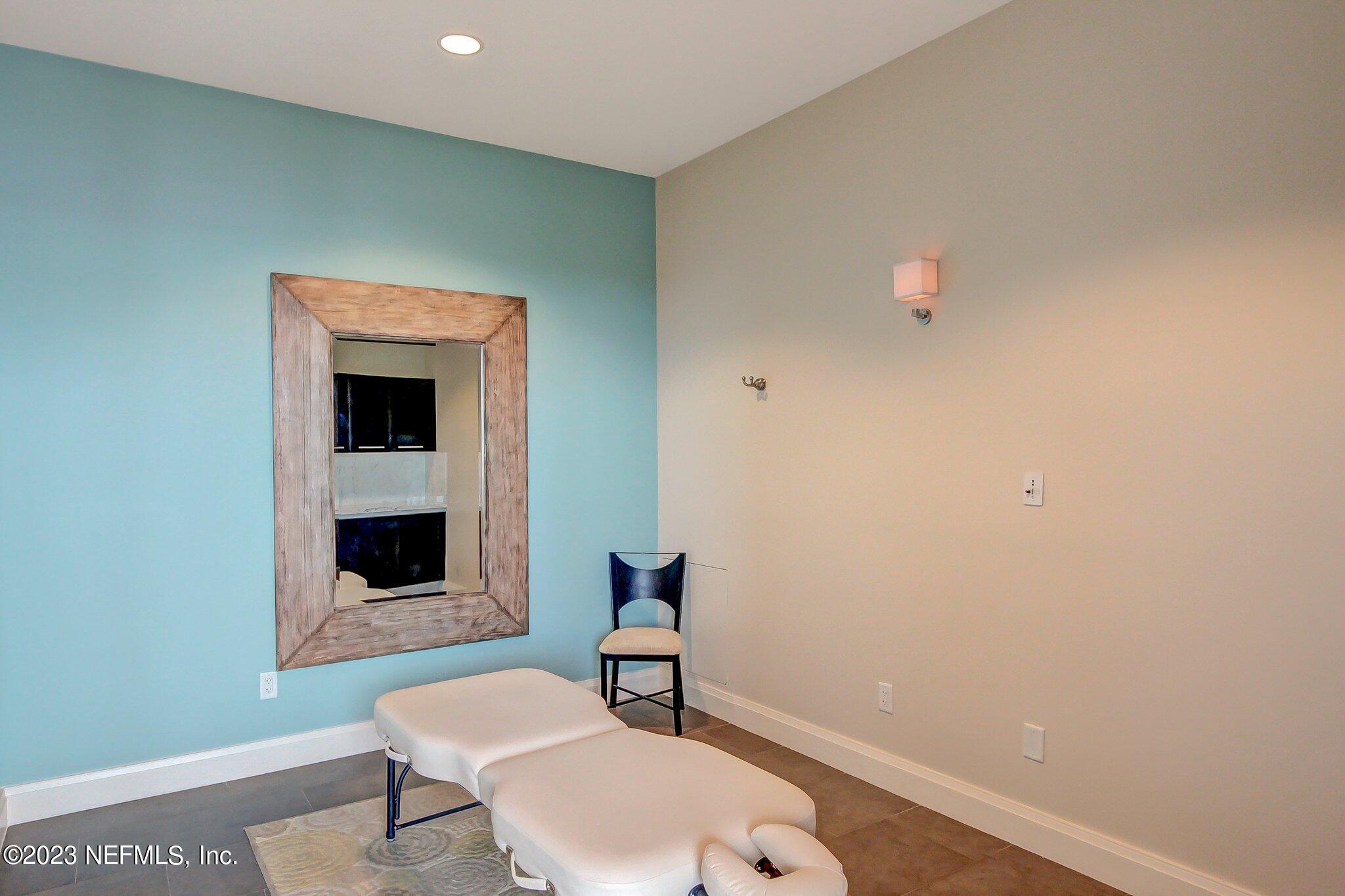 1431 RIVERPLACE Boulevard, 3001