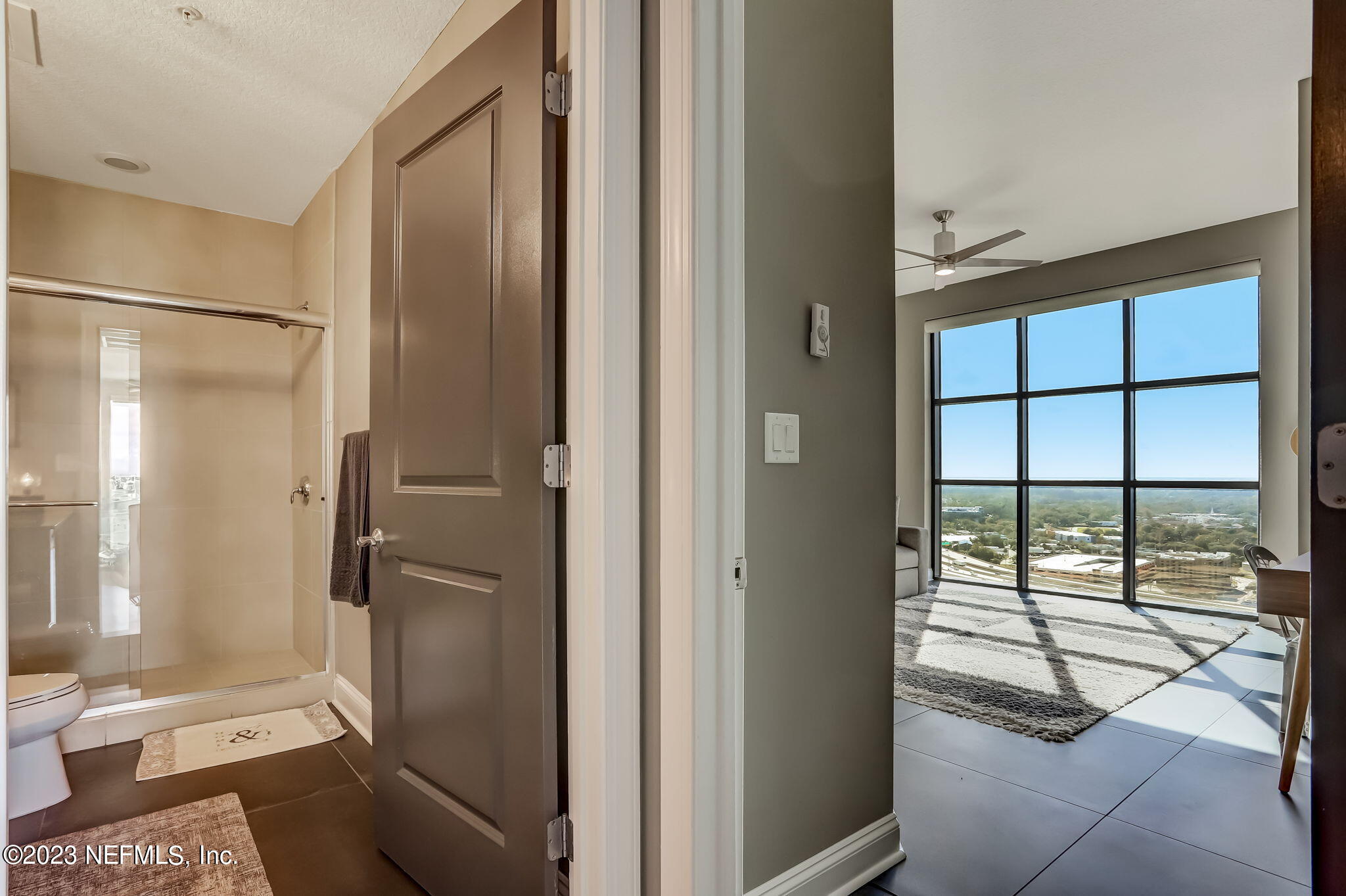1431 RIVERPLACE Boulevard, 3001