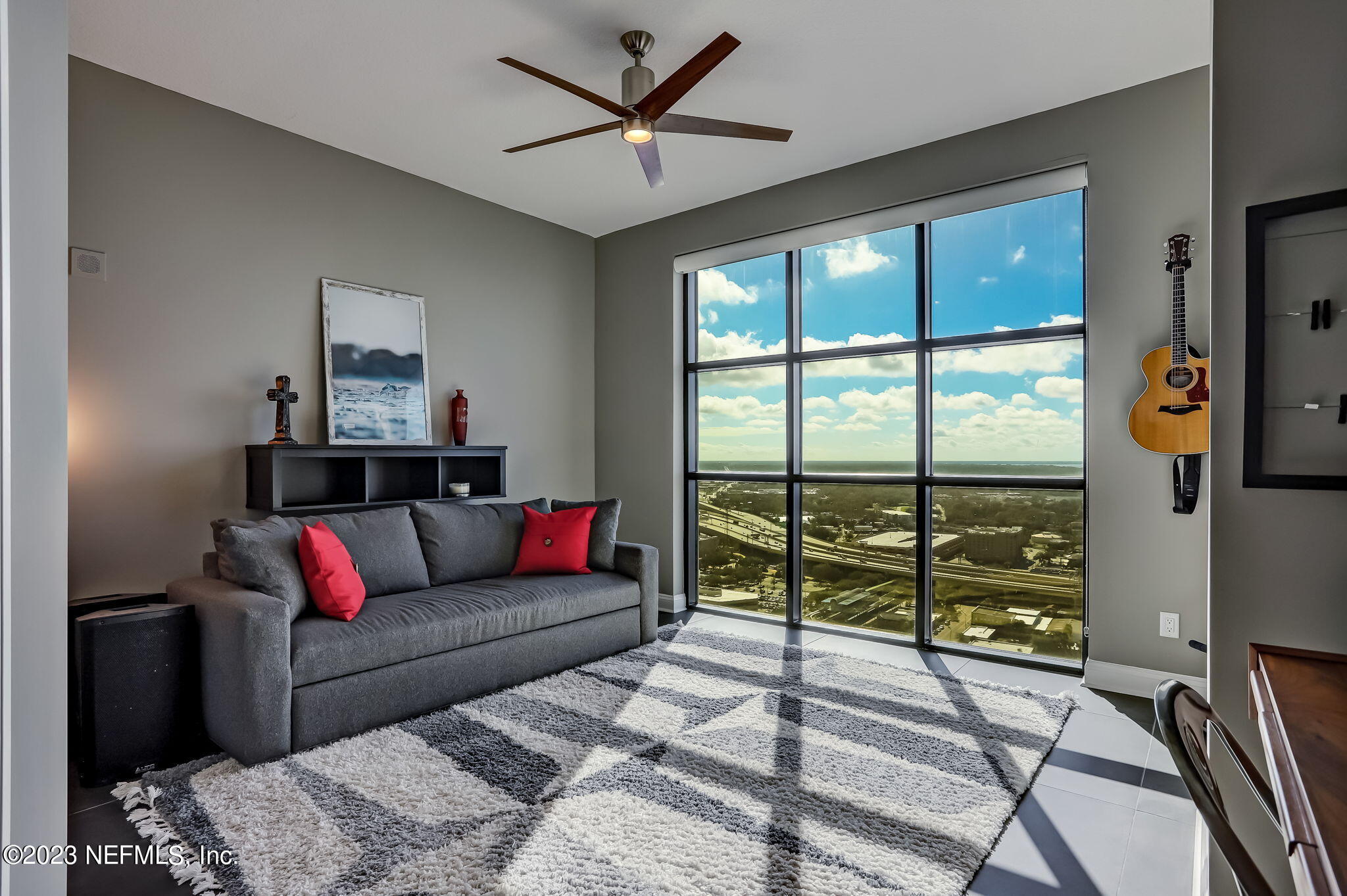 1431 RIVERPLACE Boulevard, 3001