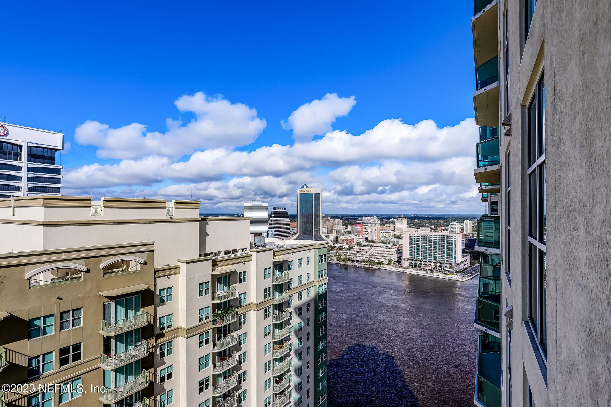 1431 RIVERPLACE Boulevard, 3001