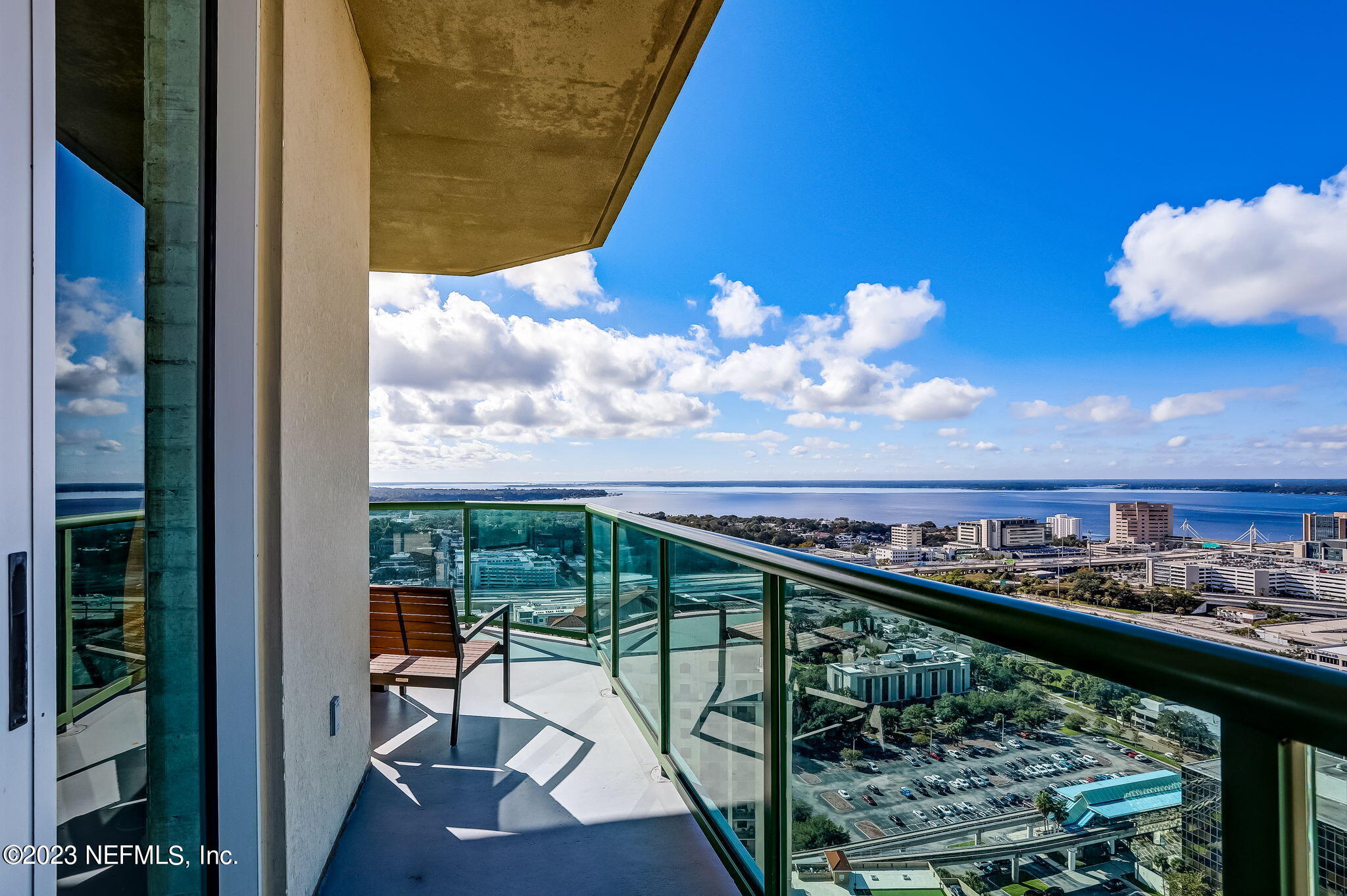1431 RIVERPLACE Boulevard, 3001