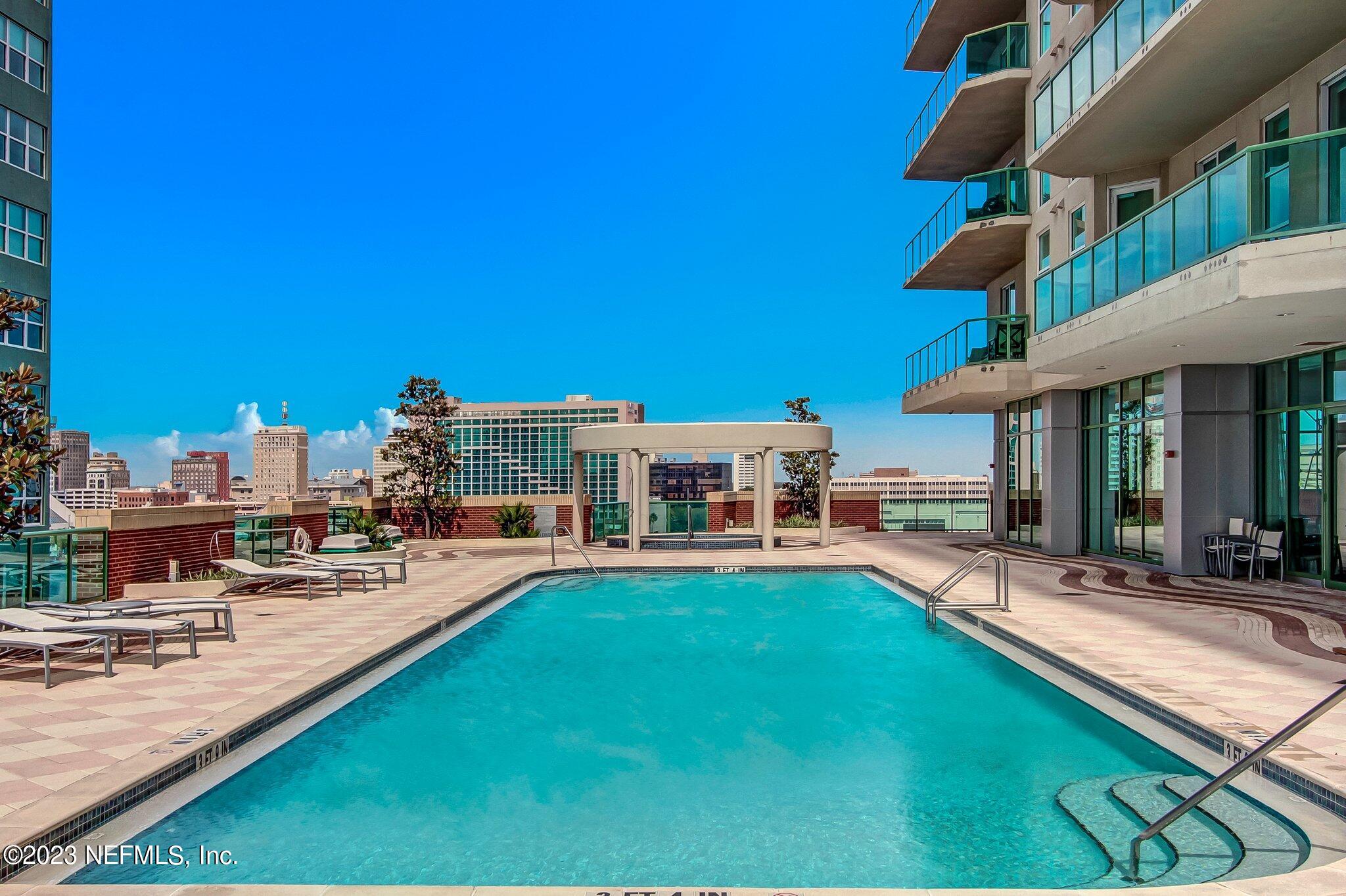 1431 RIVERPLACE Boulevard, 3001