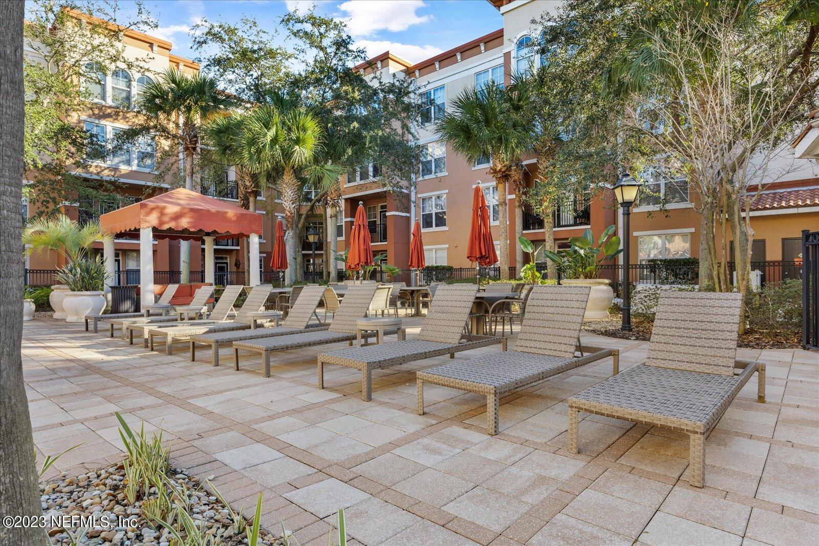 10435 MIDTOWN Parkway, 359