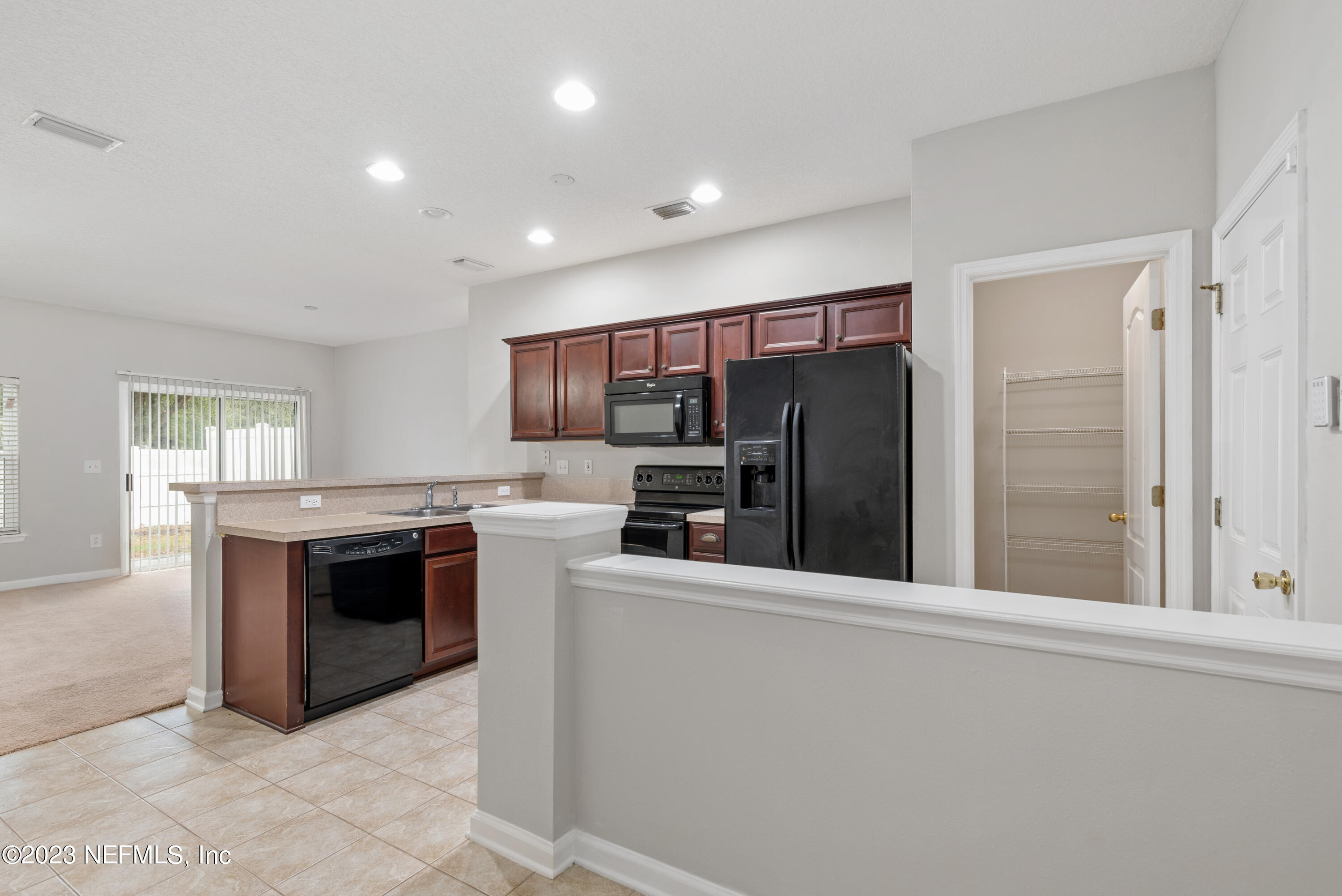 1671 BISCAYNE BAY Circle