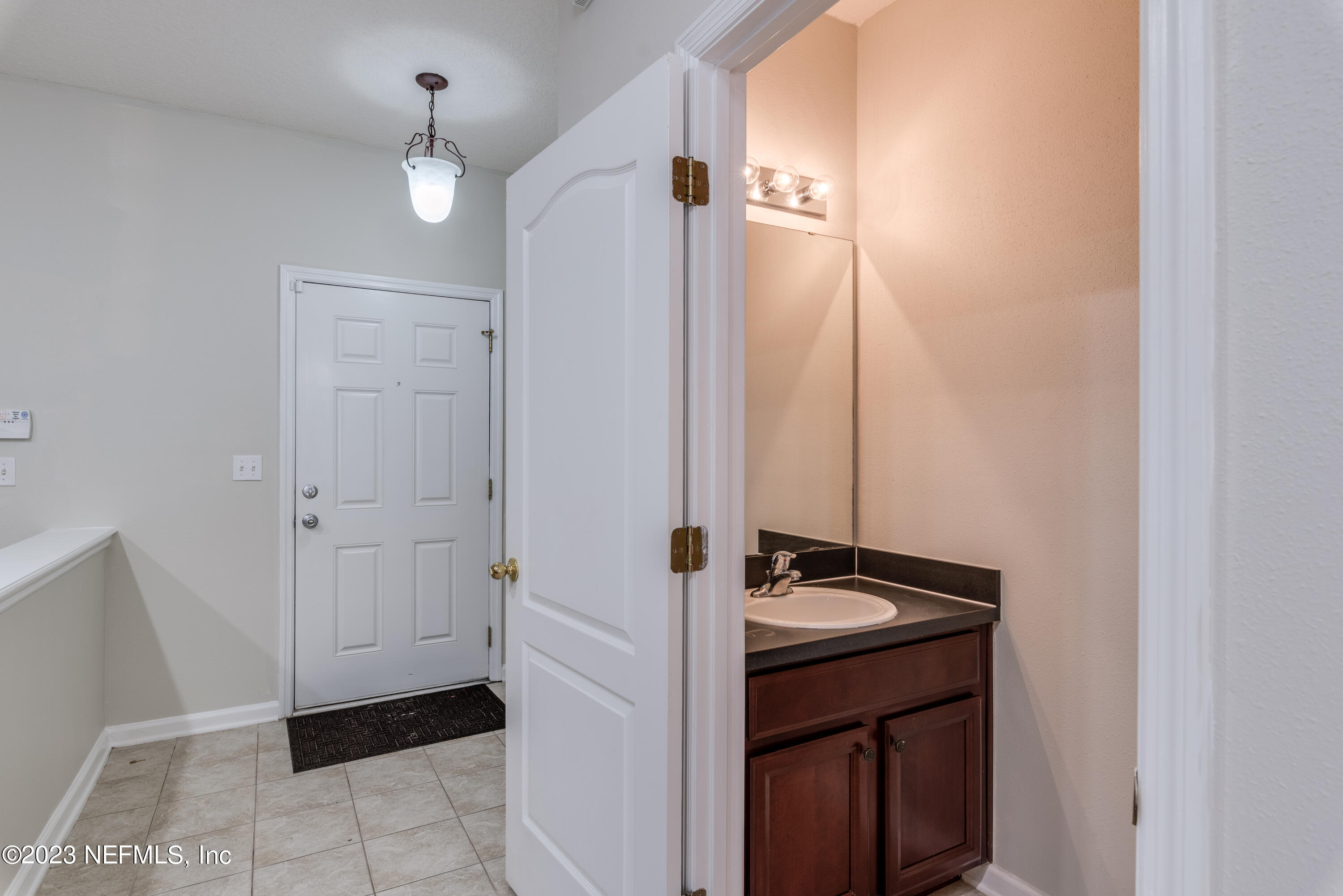 1671 BISCAYNE BAY Circle