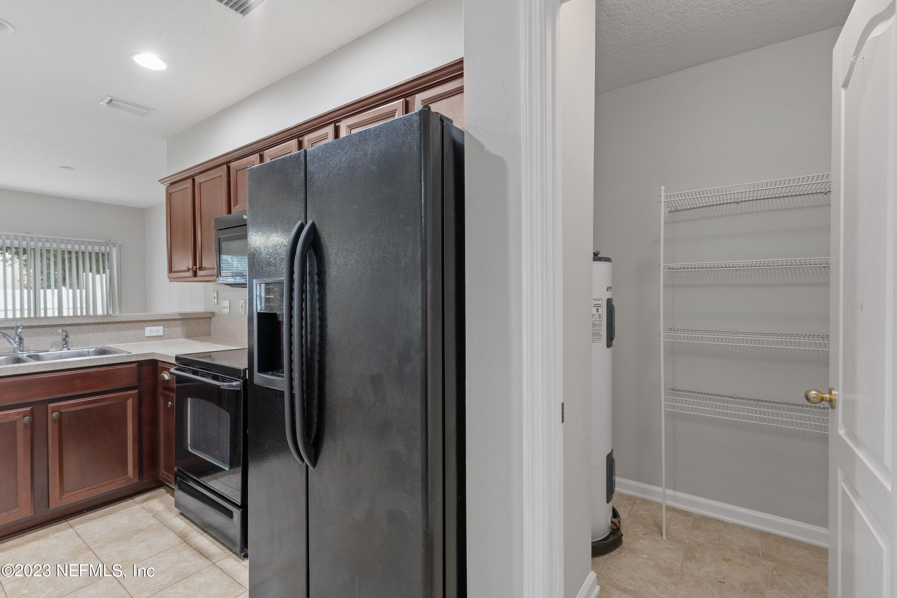 1671 BISCAYNE BAY Circle