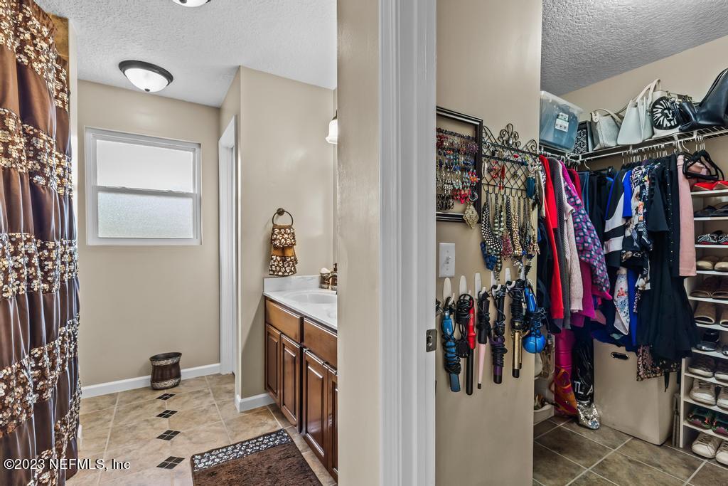 451047 OLD DIXIE Highway