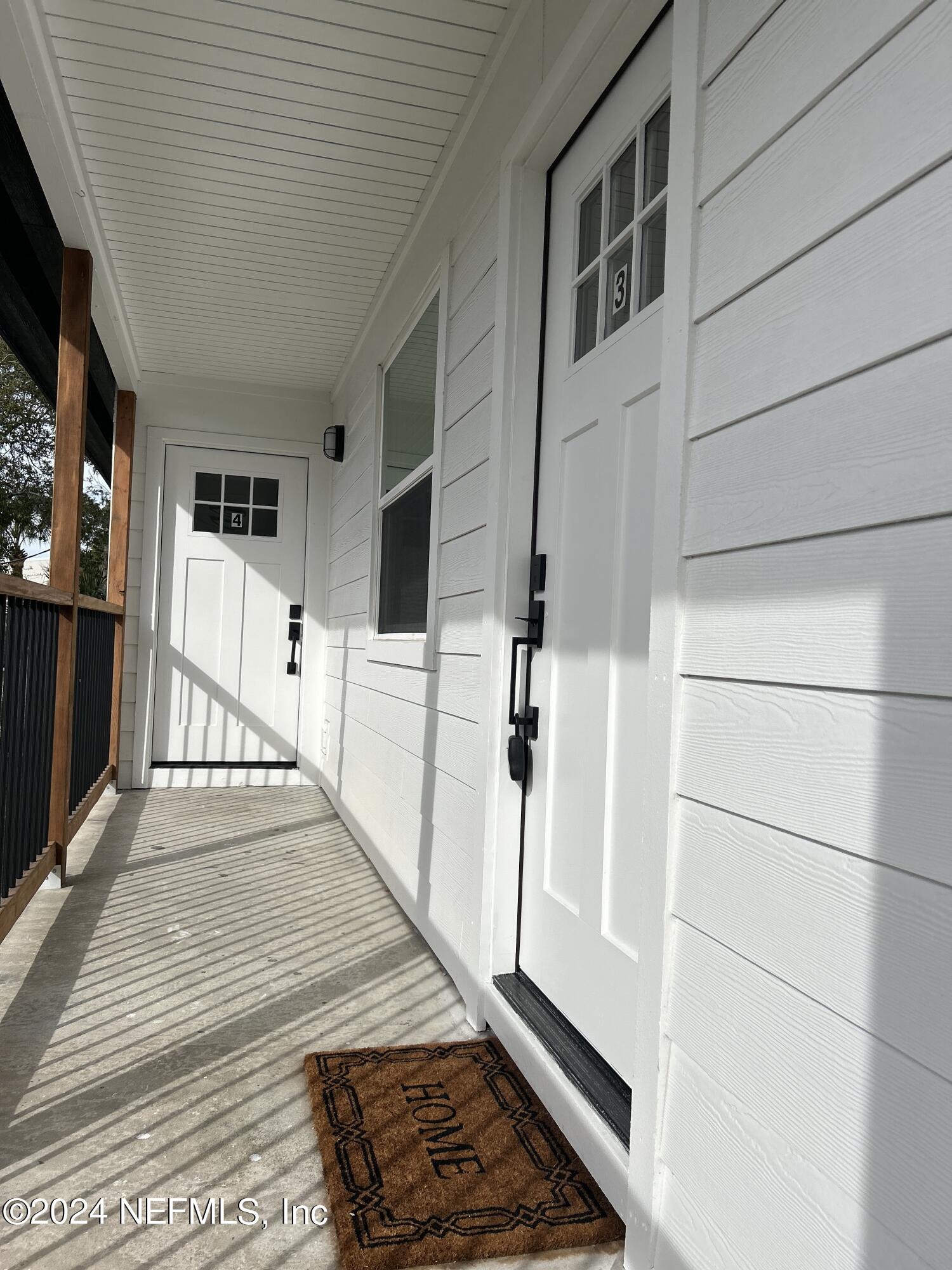 423 9TH Avenue N, 3