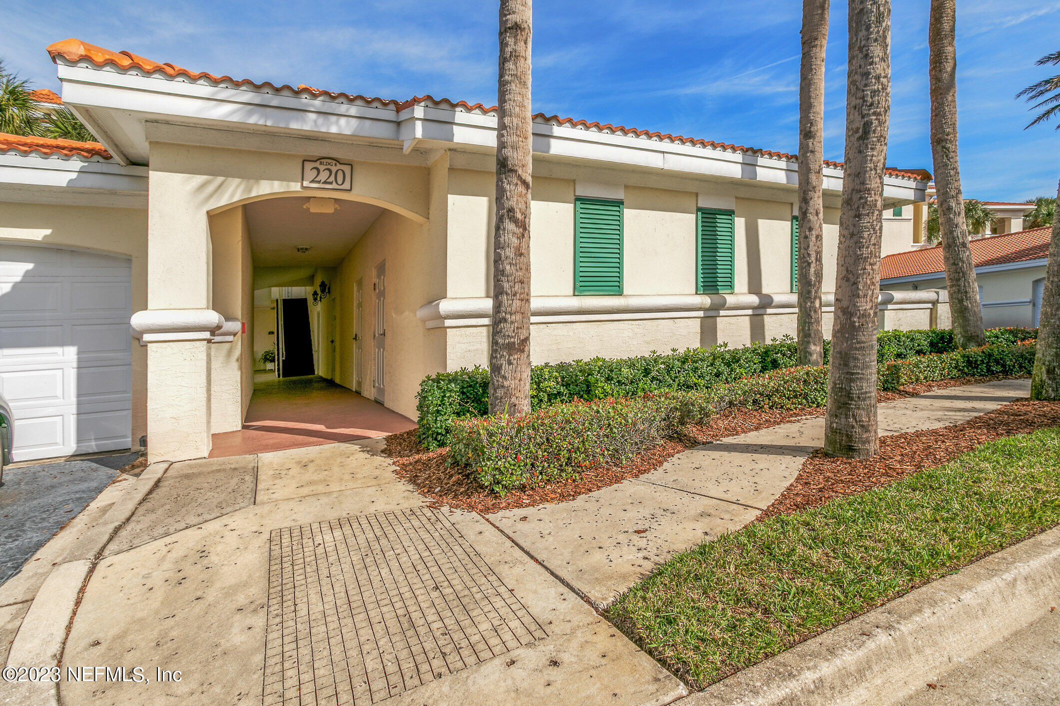 220 OCEAN GRANDE Drive, 304