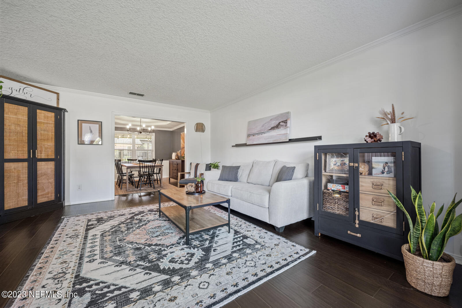 2124 NESTLING Court