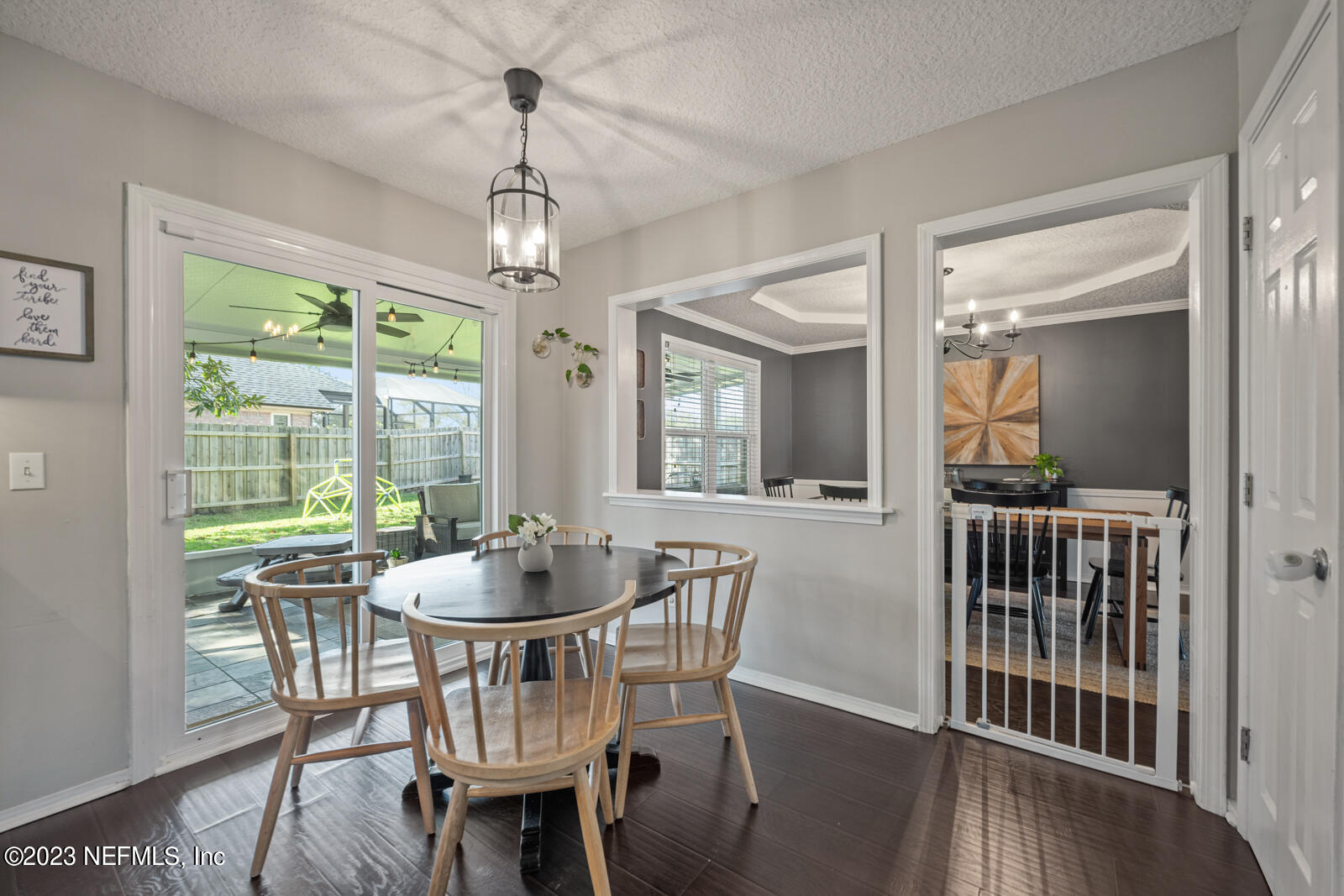 2124 NESTLING Court