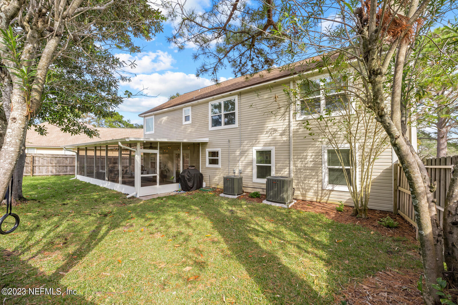 2124 NESTLING Court