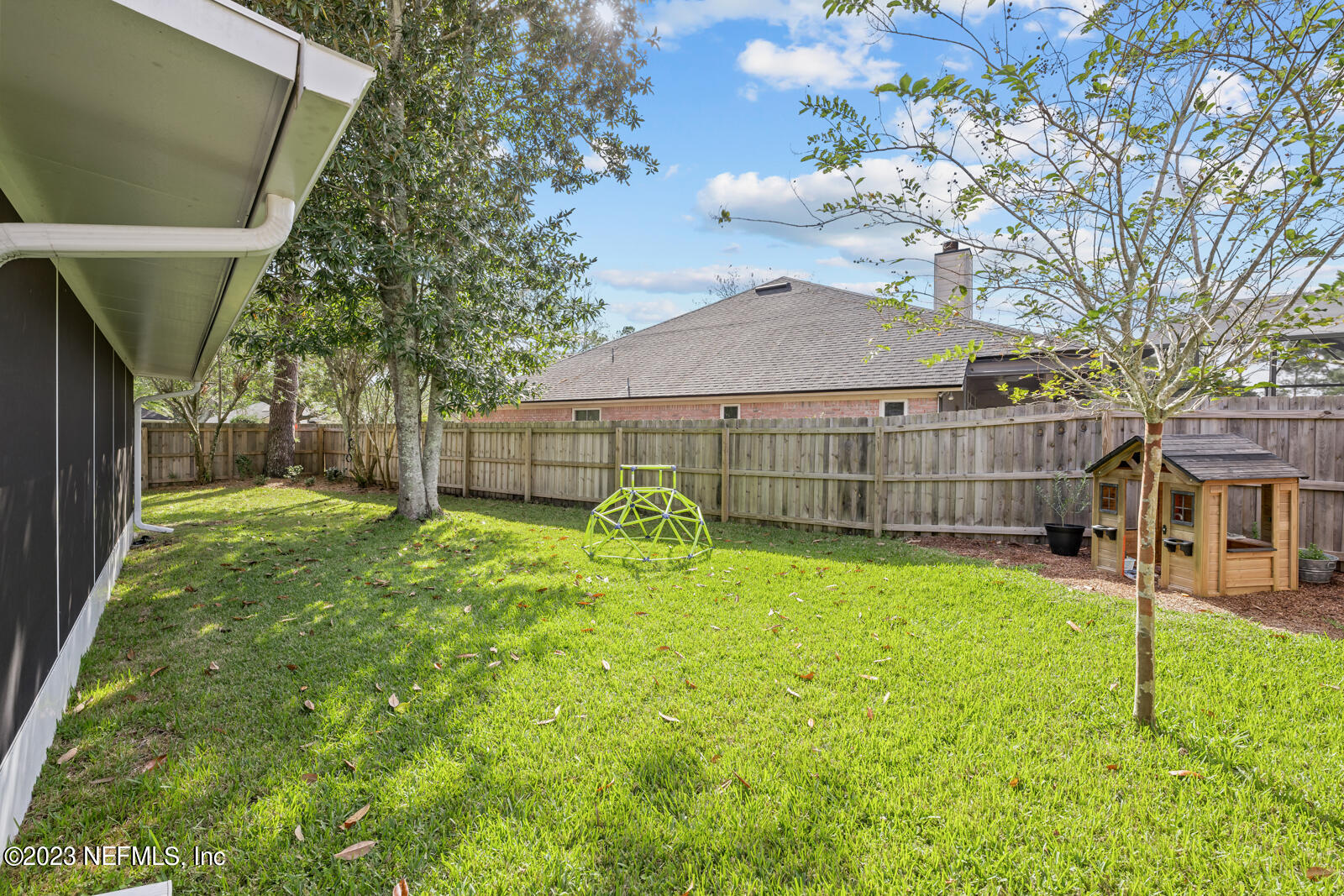 2124 NESTLING Court
