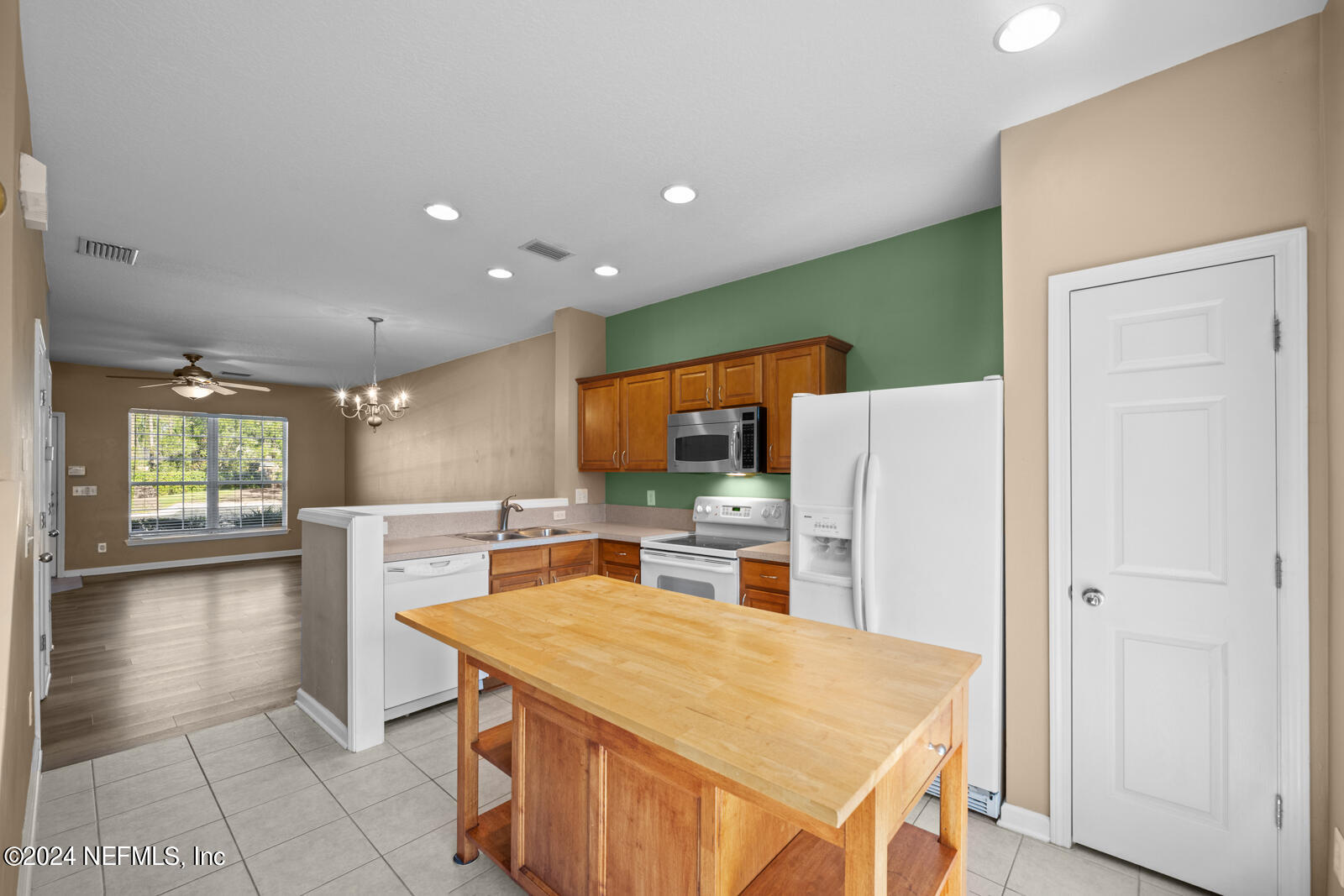 3517 NIGHTSCAPE Circle