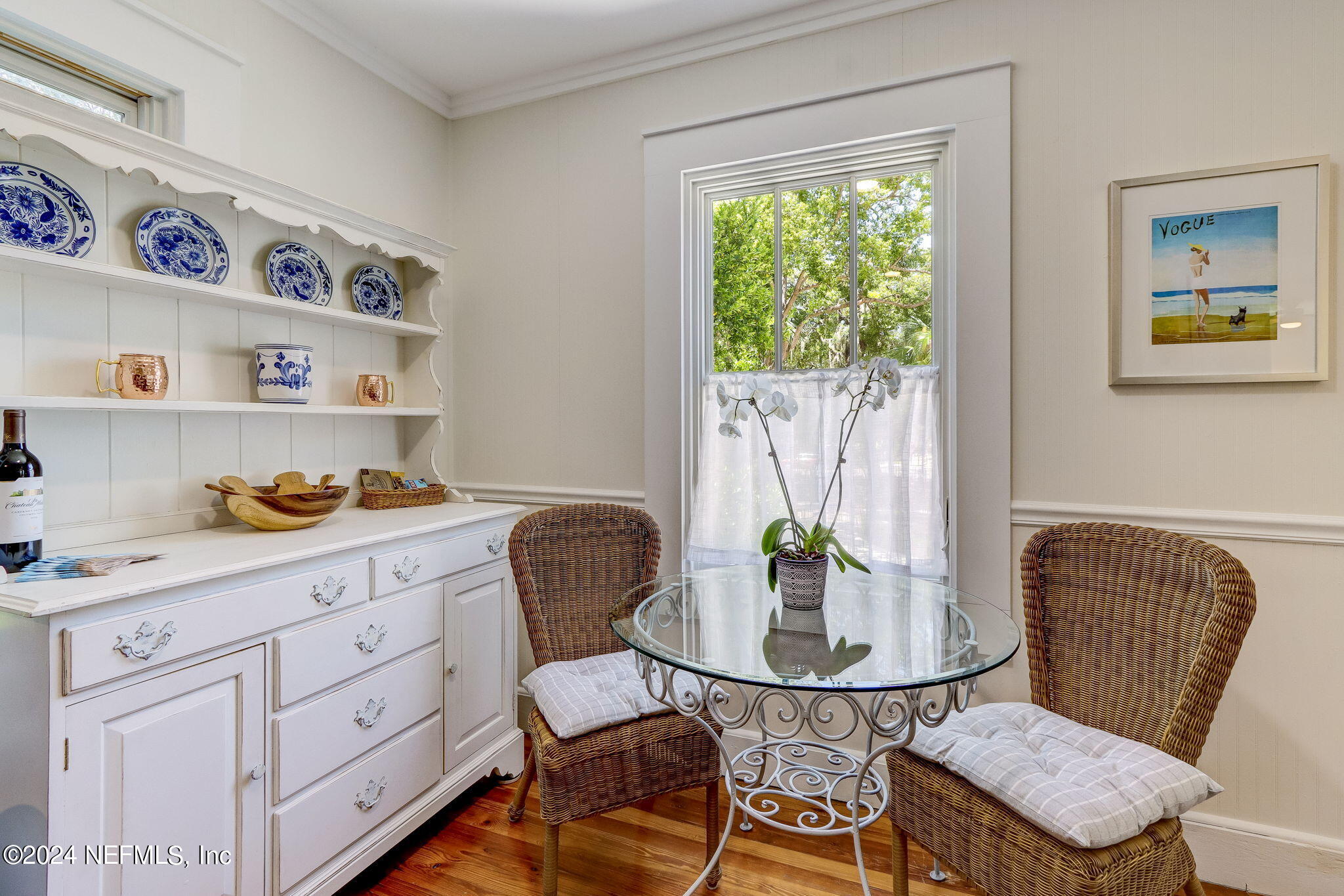 214 S 7TH Street