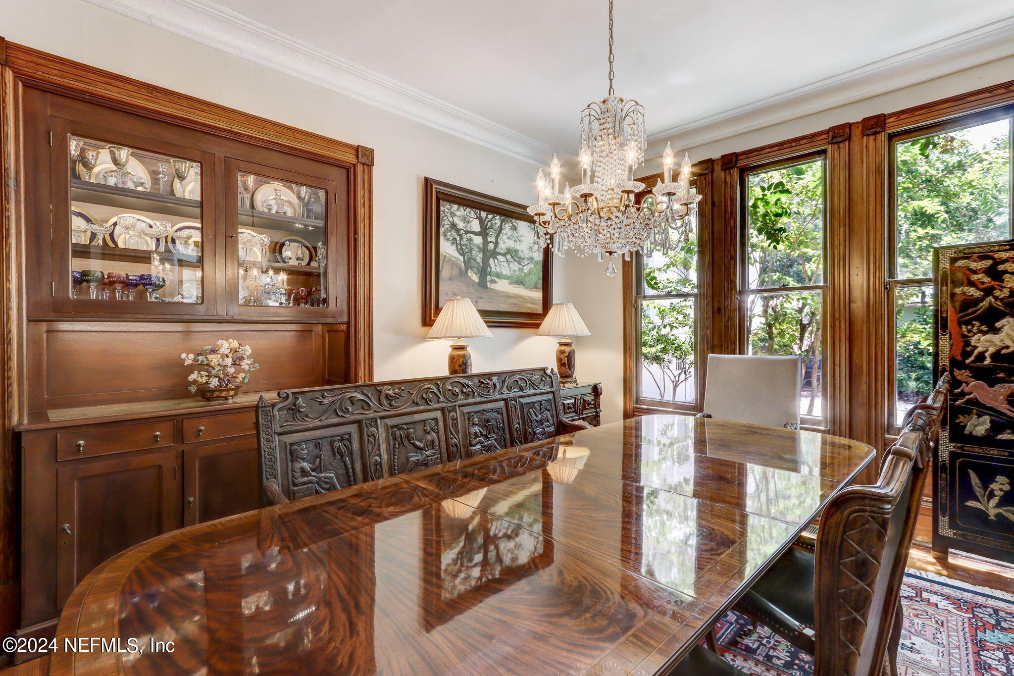 214 S 7TH Street