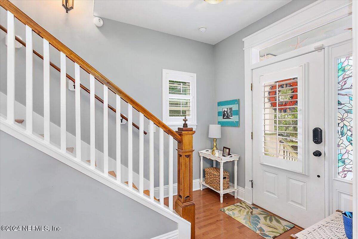 21 E CASANOVA Road