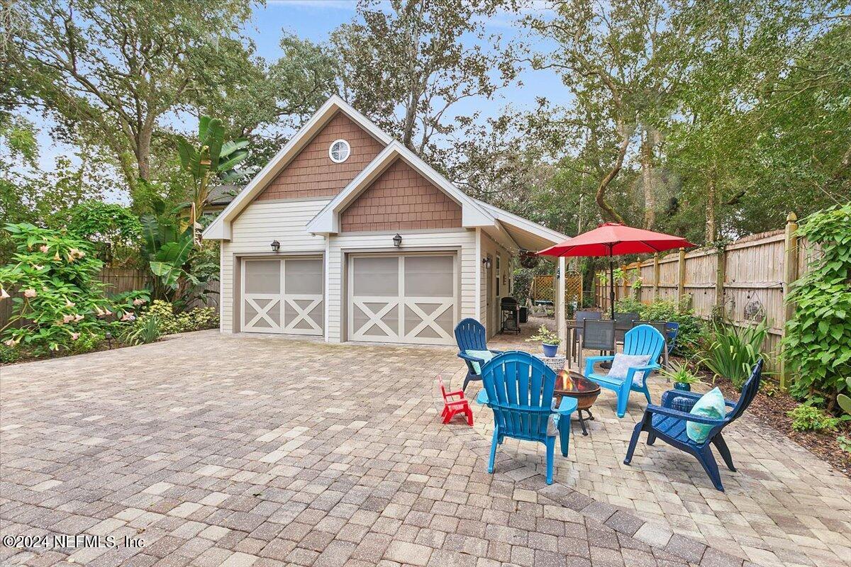 21 E CASANOVA Road