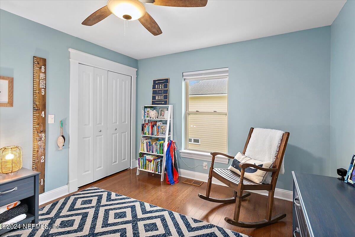 21 E CASANOVA Road