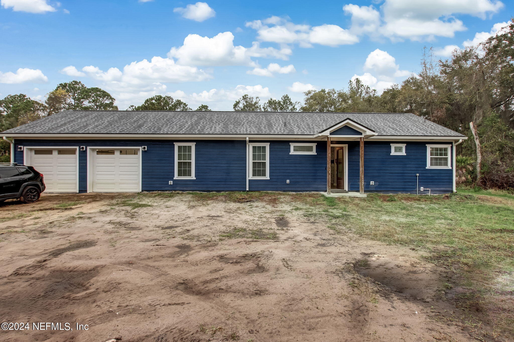 574 W RIVER Road