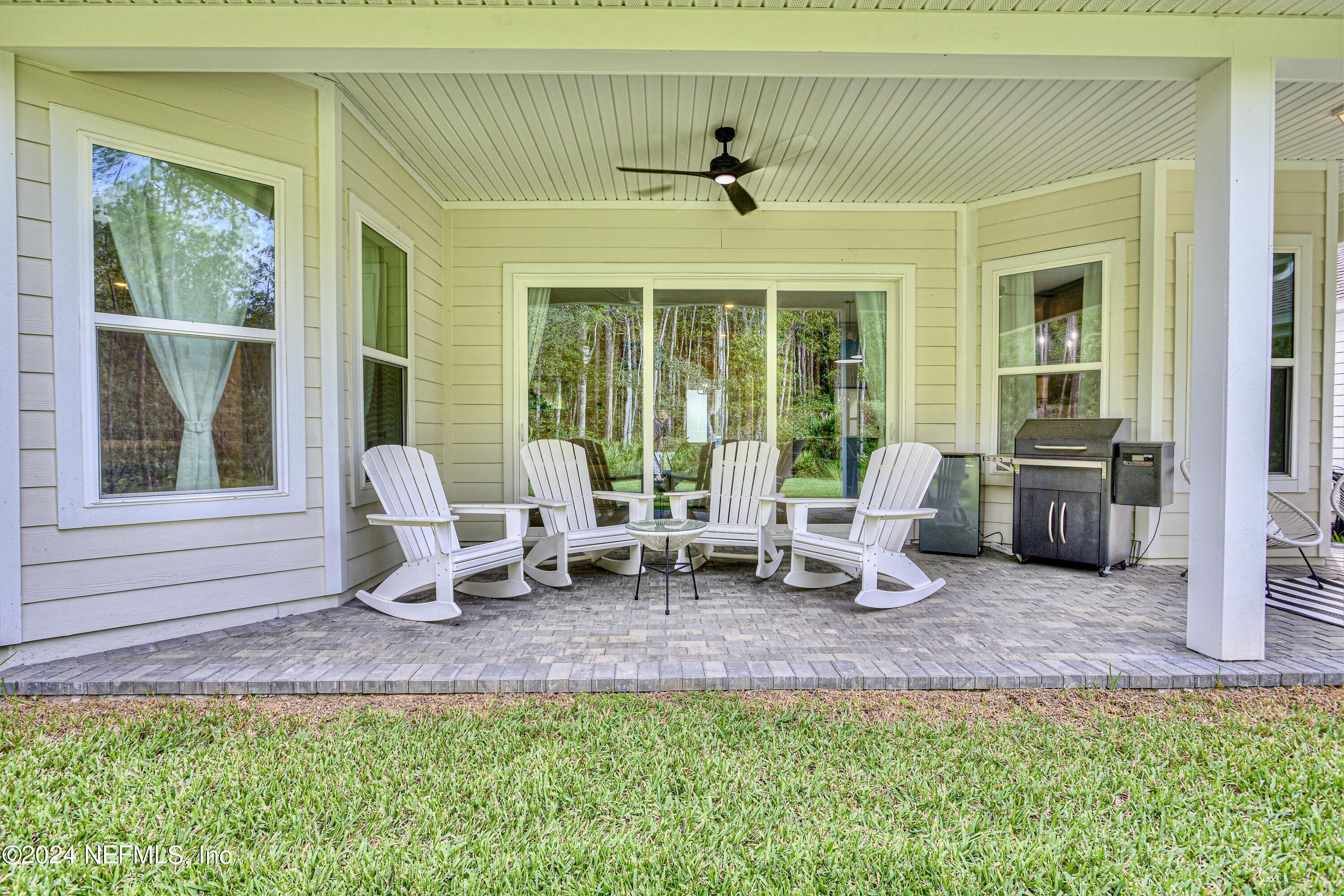 279 PALM CREST Drive