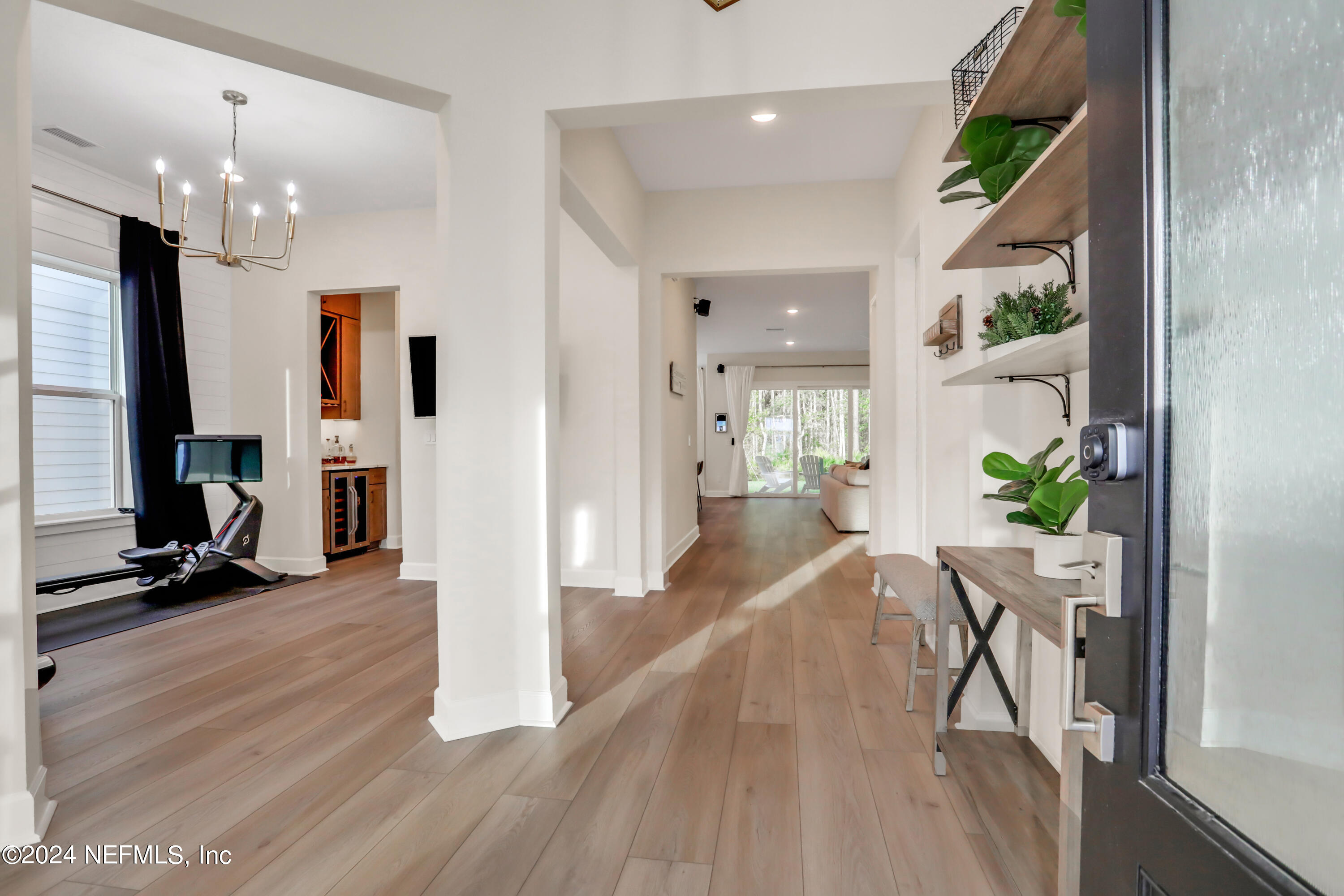 279 PALM CREST Drive