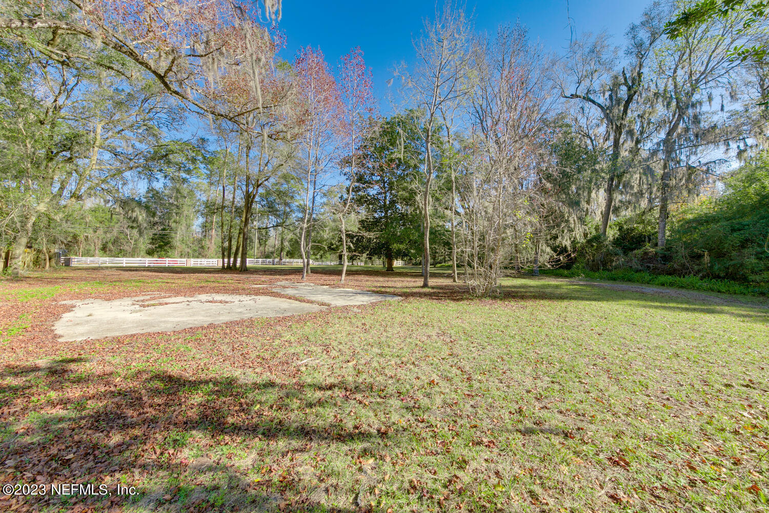 1318 FRUIT COVE Road N