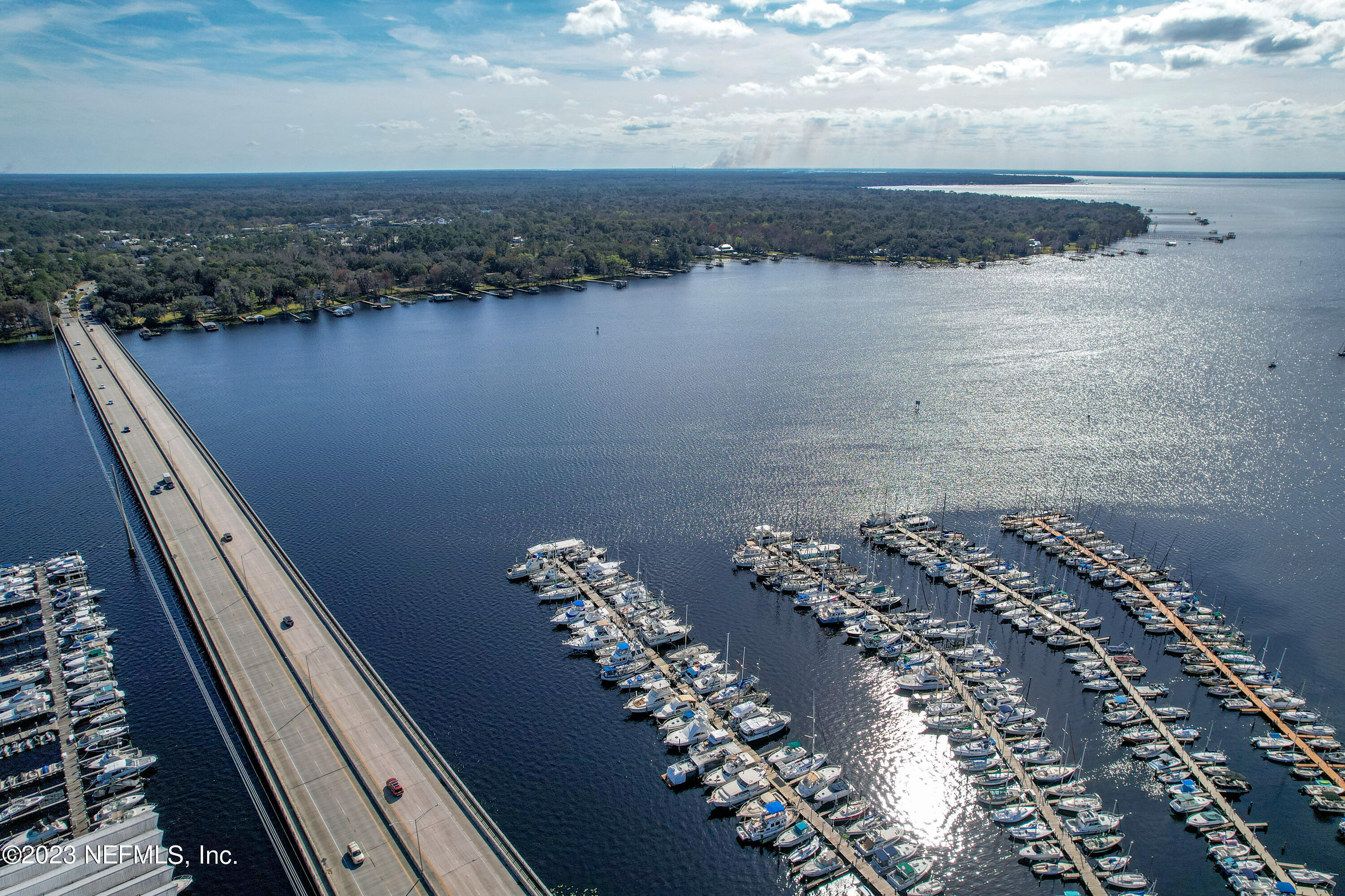 1318 FRUIT COVE Road N