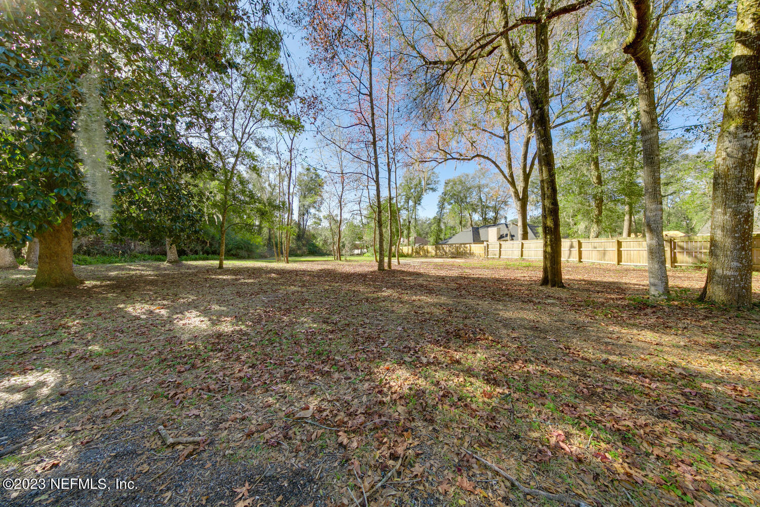 1318 FRUIT COVE Road N