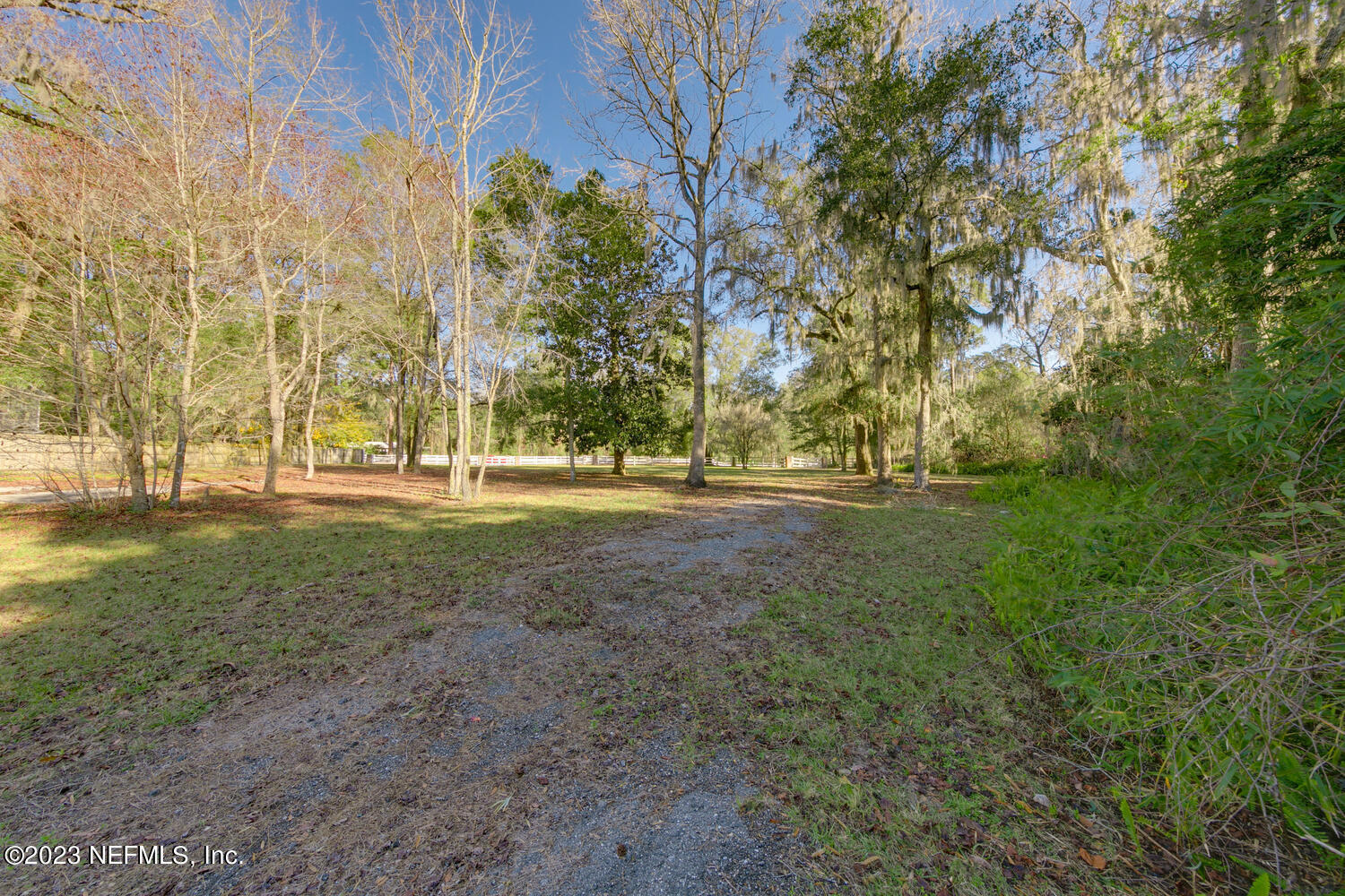 1318 FRUIT COVE Road N