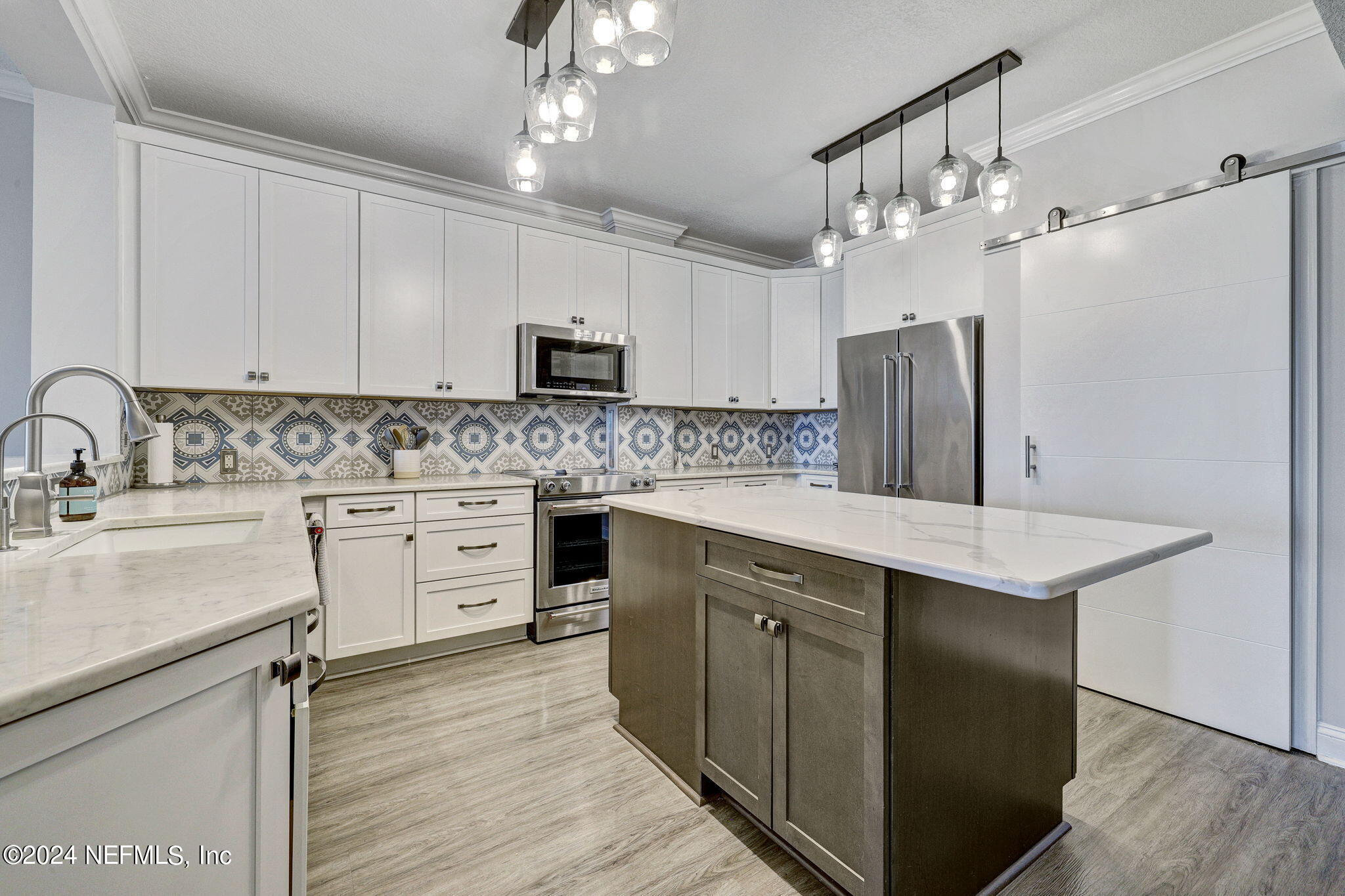 1331 1ST Street N, 403