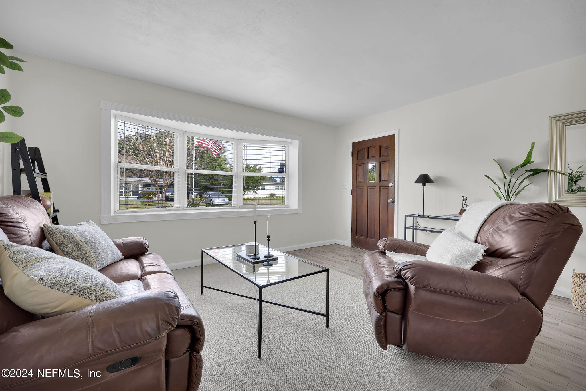1718 SABLE PALM Lane