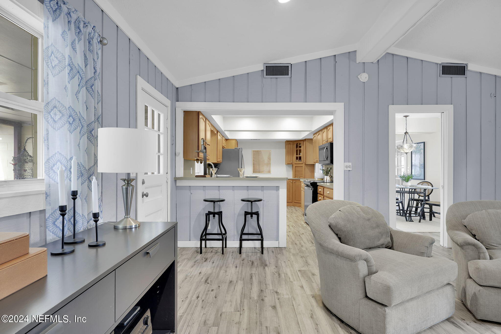 1718 SABLE PALM Lane