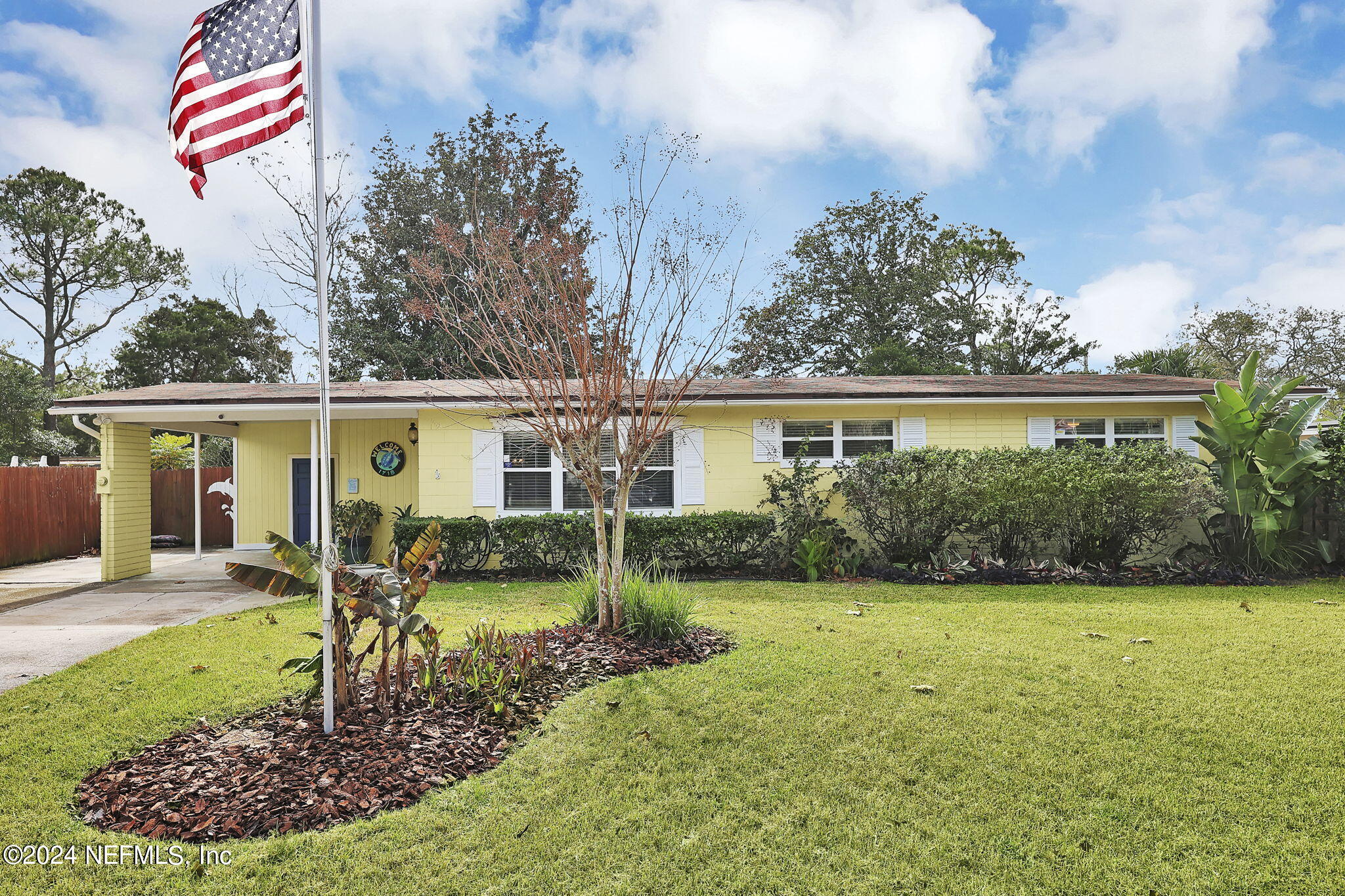 1718 SABLE PALM Lane