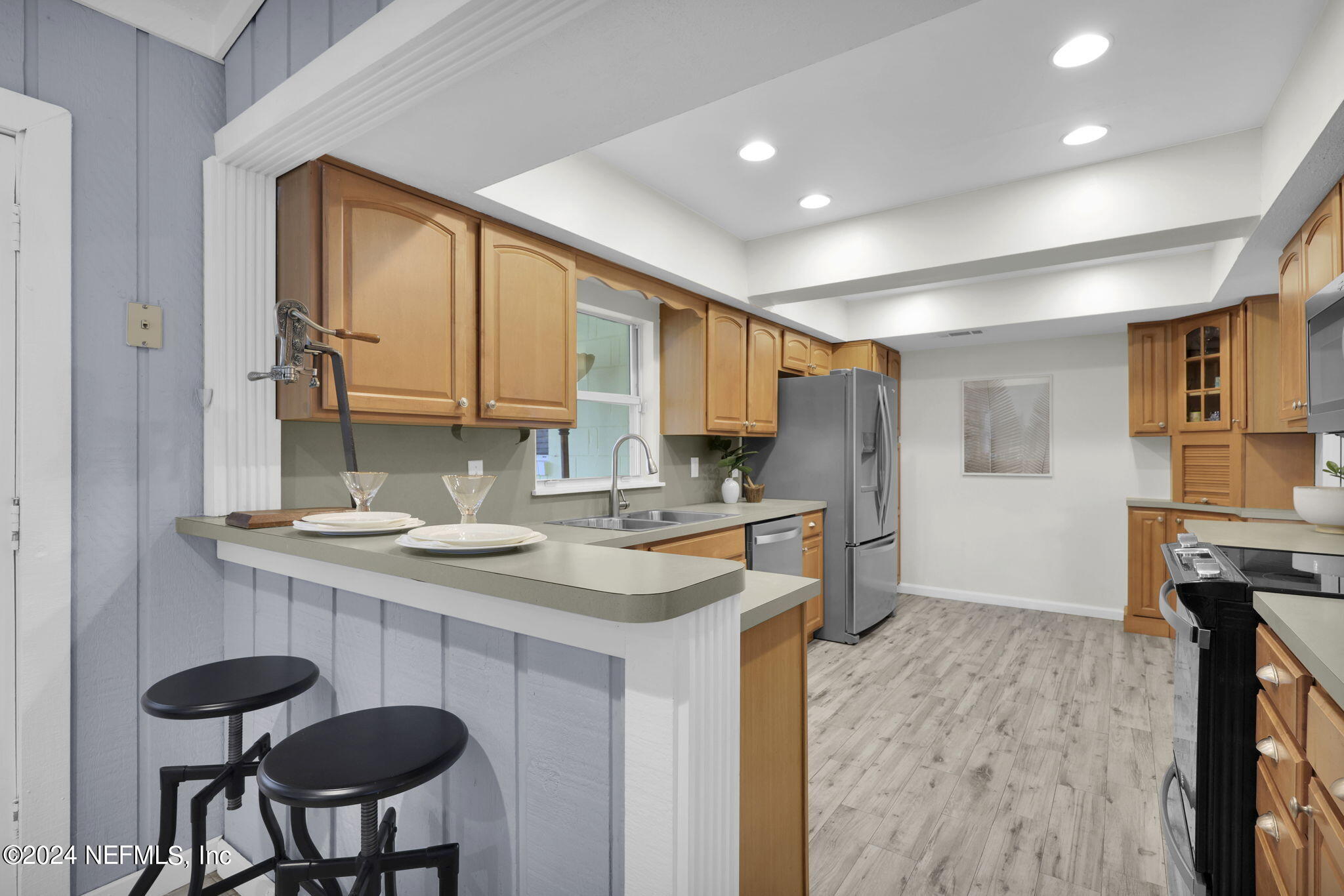 1718 SABLE PALM Lane