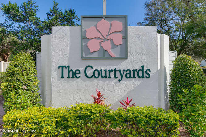 2101 CHALLENGER Court W, 2101