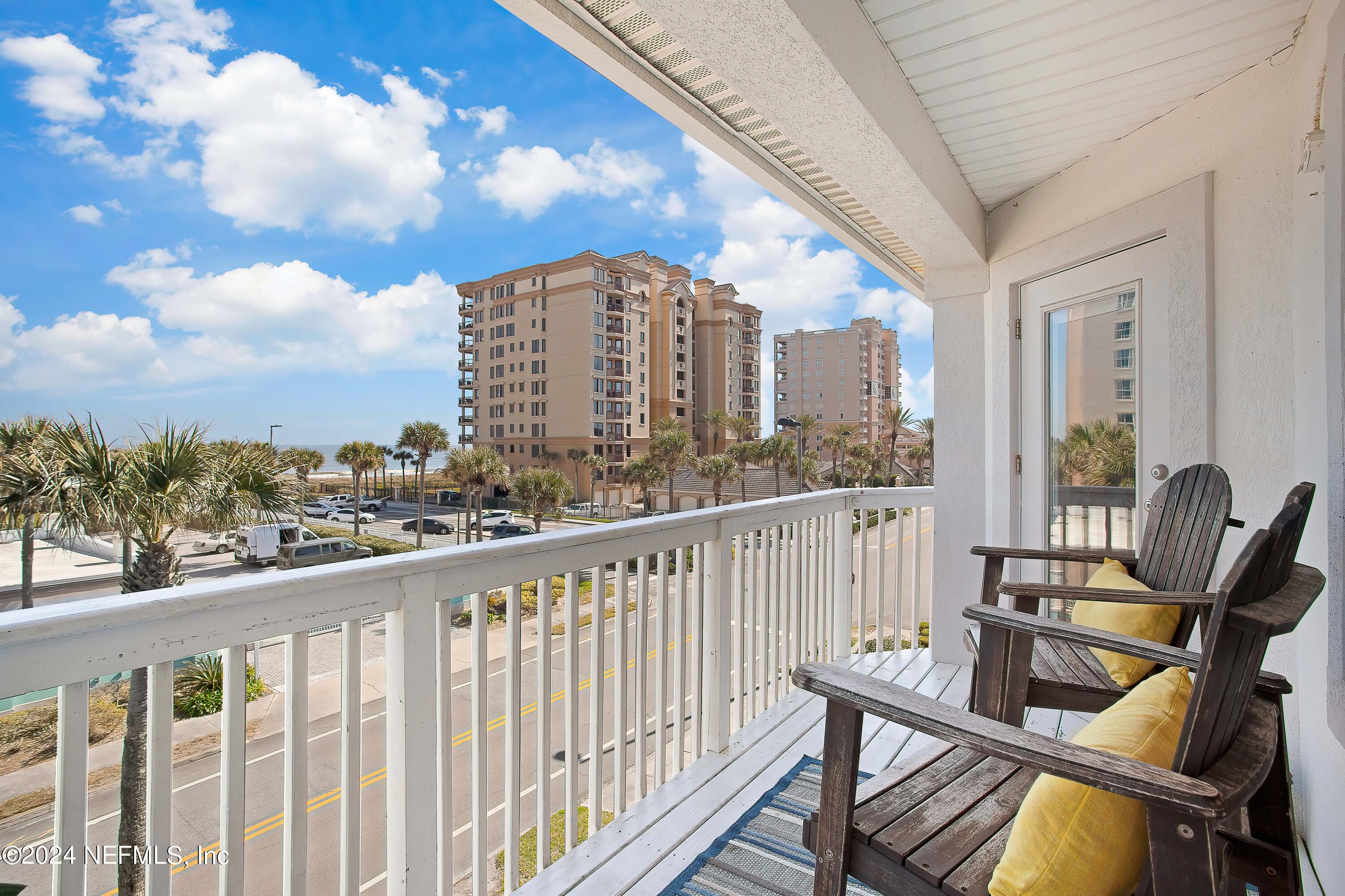 1412 N 1ST Street N, 303