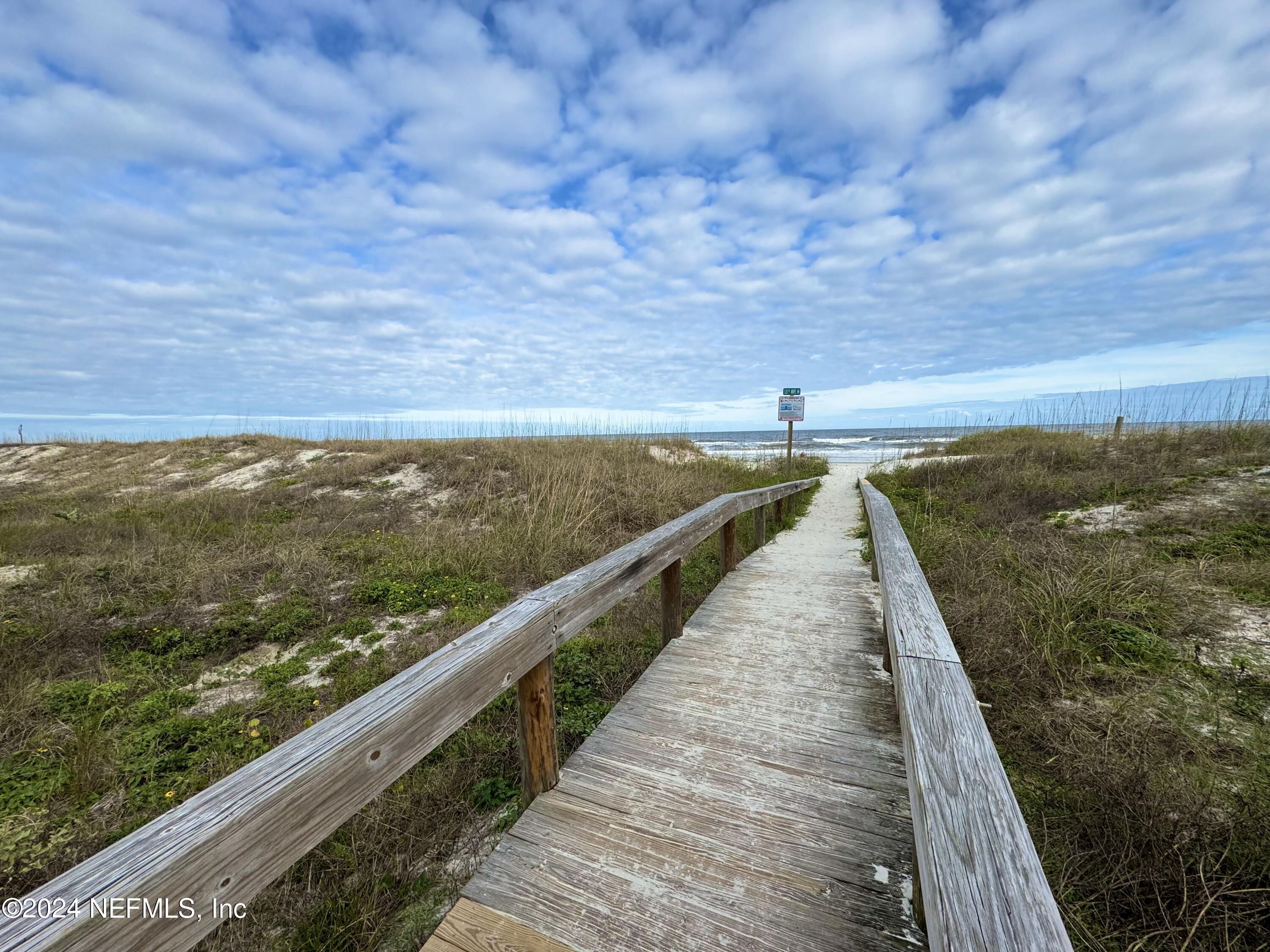 1412 N 1ST Street N, 303