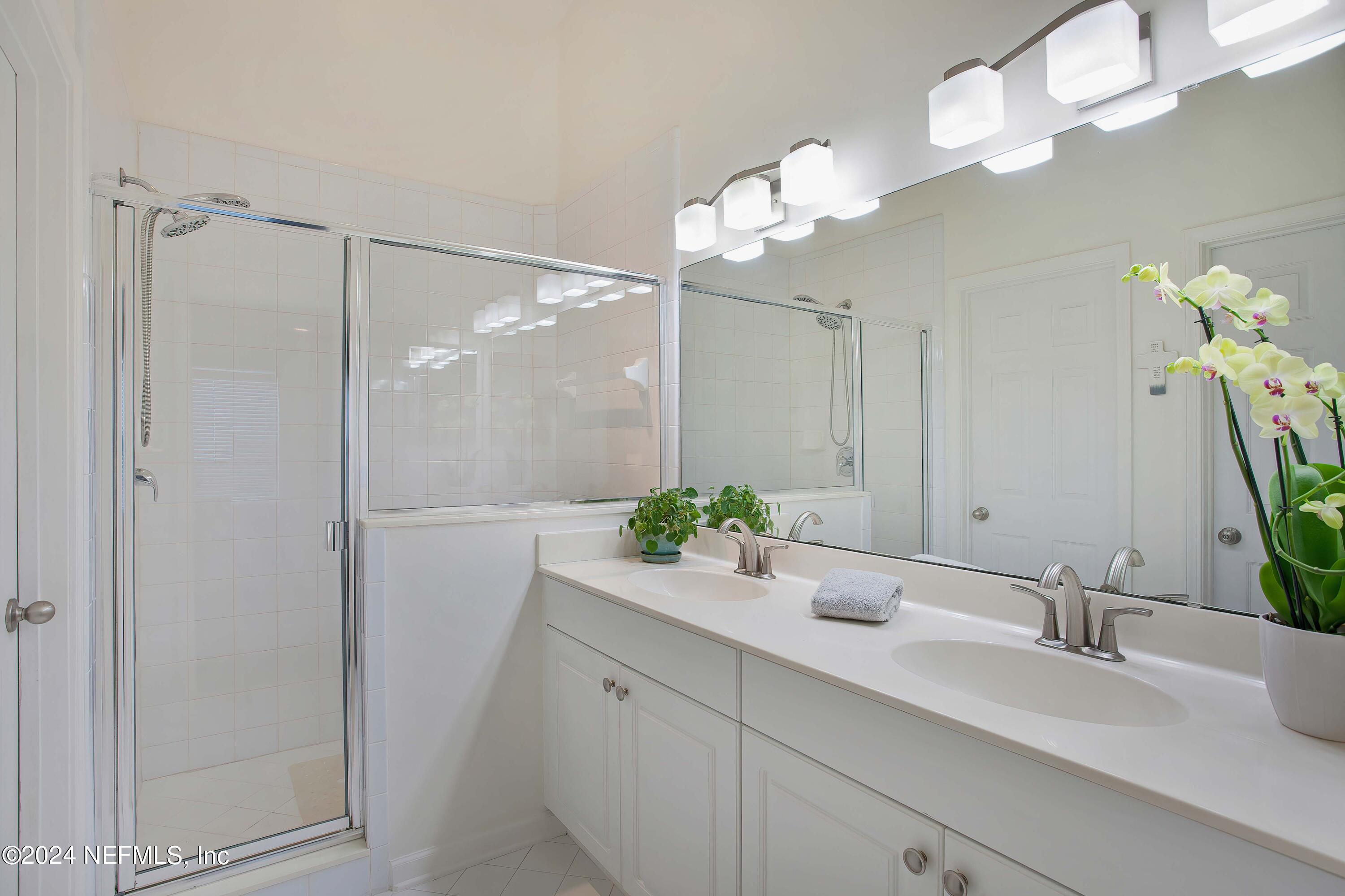 1412 N 1ST Street N, 303