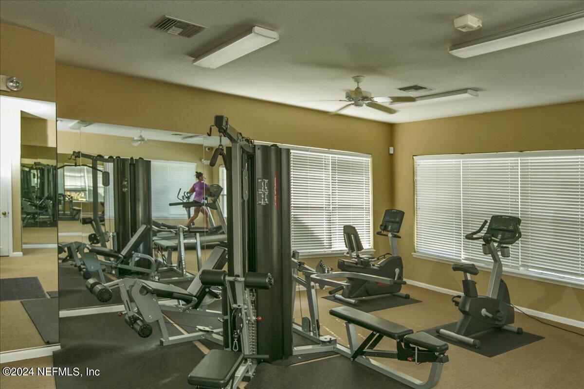 7990 BAYMEADOWS Road E, 1024