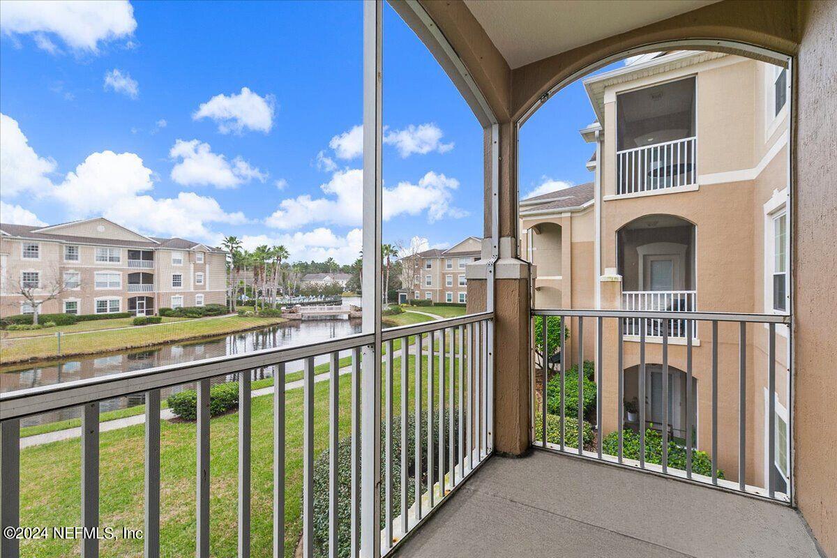 7990 BAYMEADOWS Road E, 1024