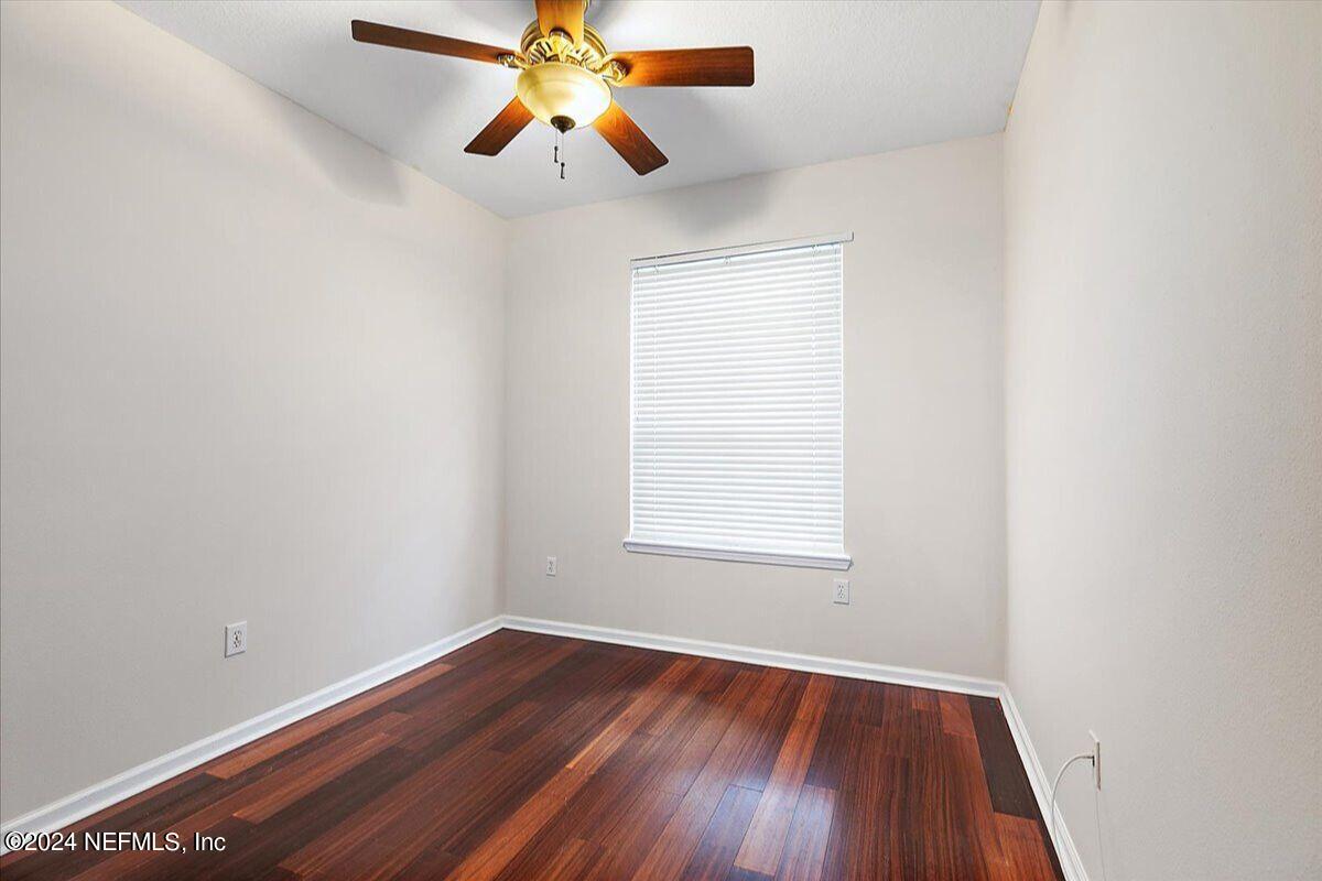 7990 BAYMEADOWS Road E, 1024