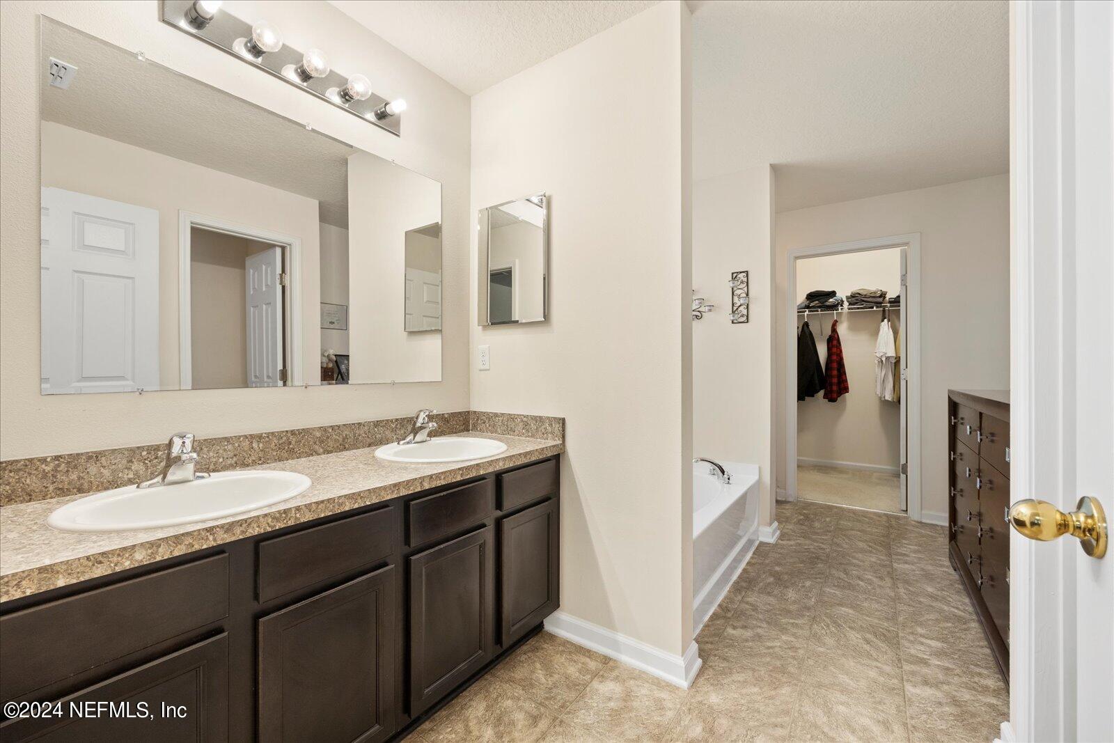 15831 DALLAS CREEK Court